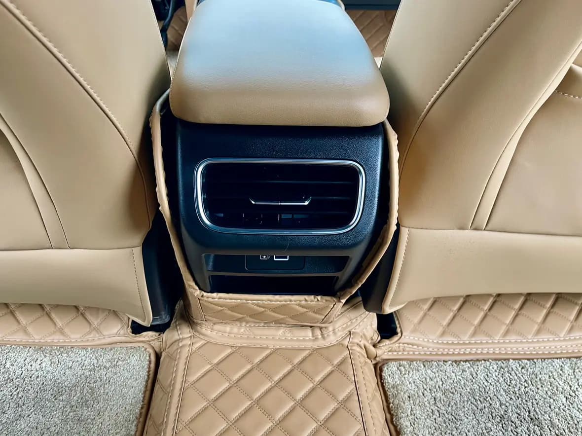 Geely Galaxy L6 2024 г. 10634 км. — фото 7