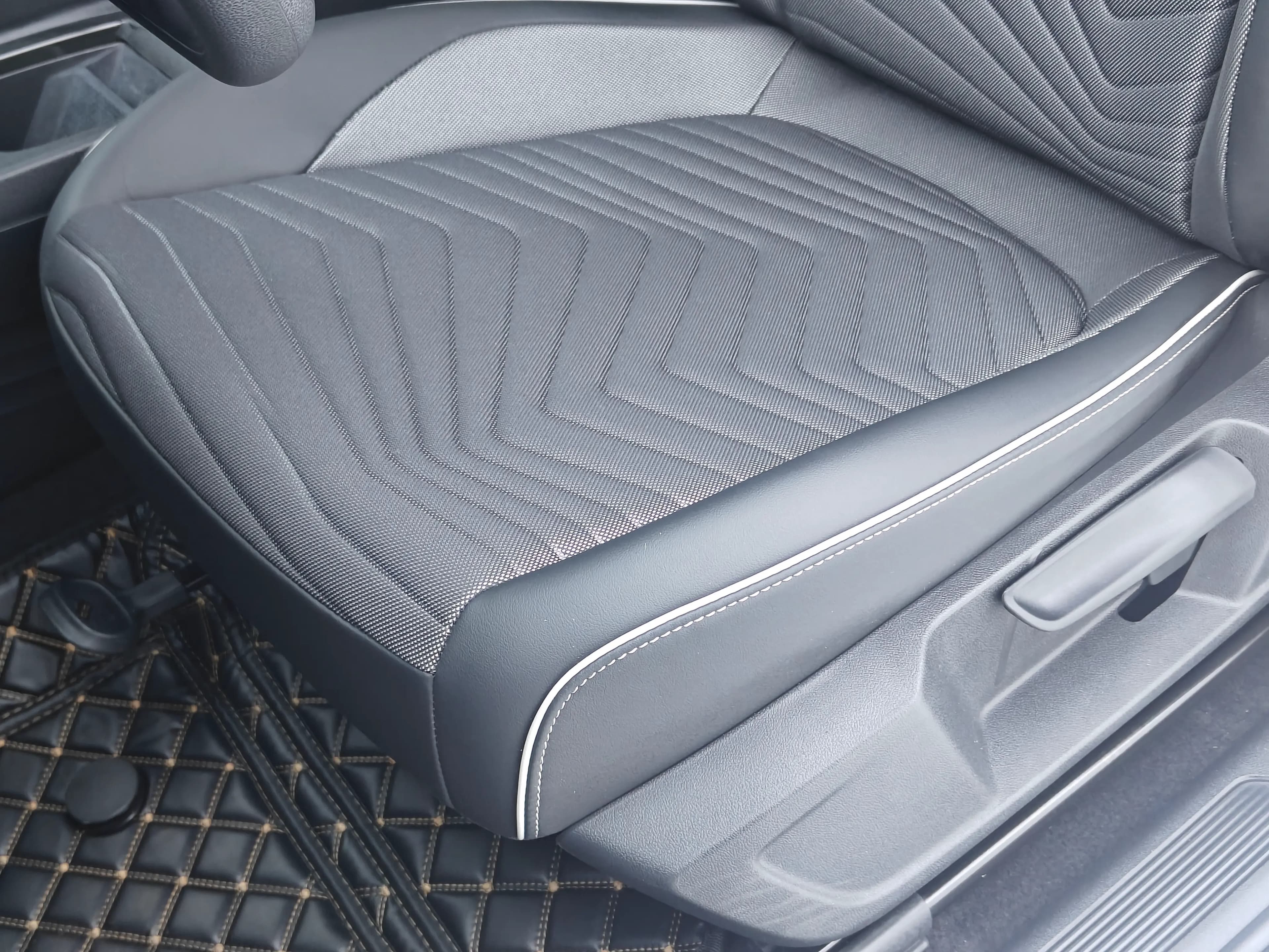 Volkswagen ID.3 2023 г. 44700 км. — фото 29