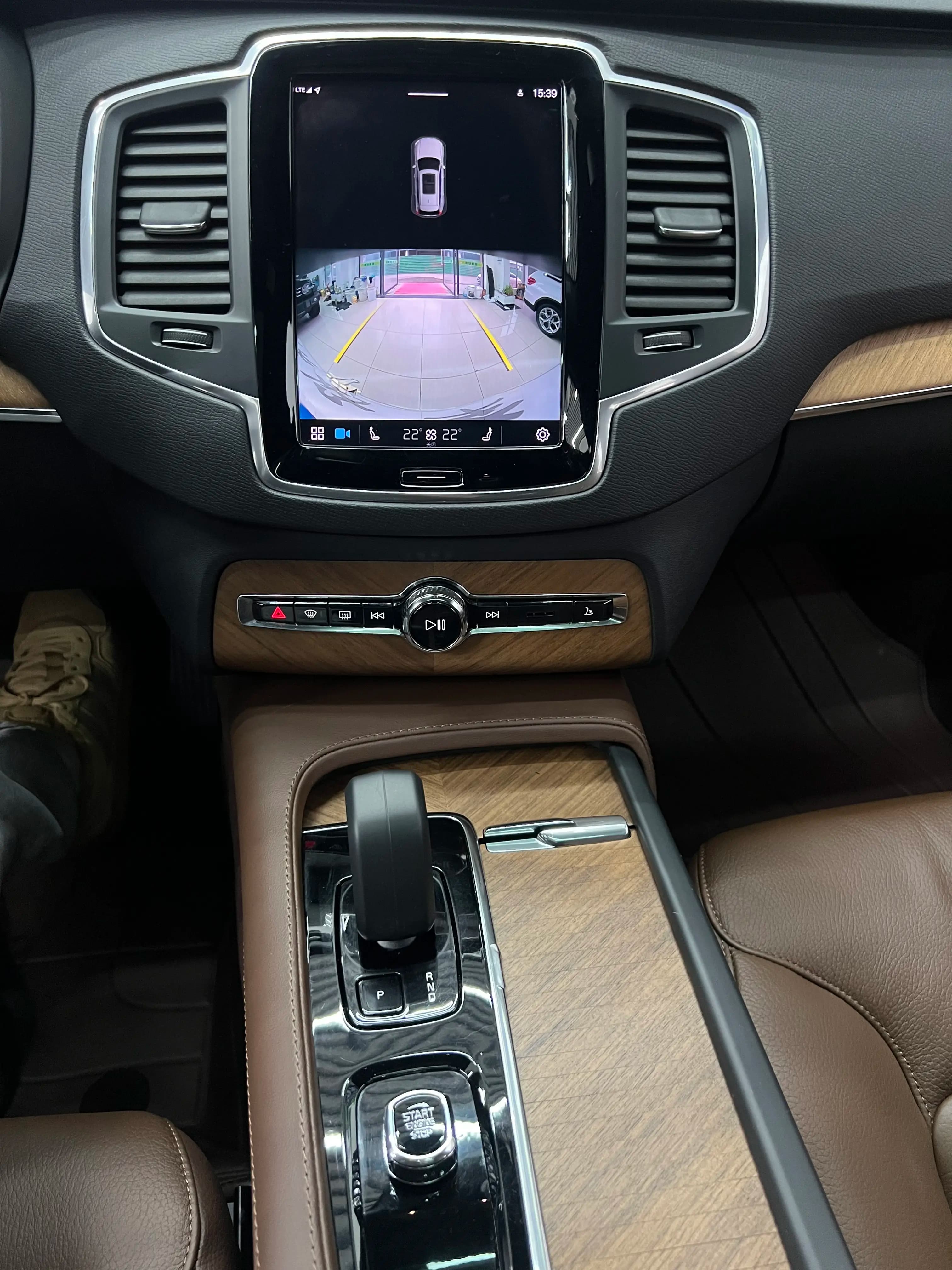 Volvo XC90 2023 г. 34073 км. — фото 14