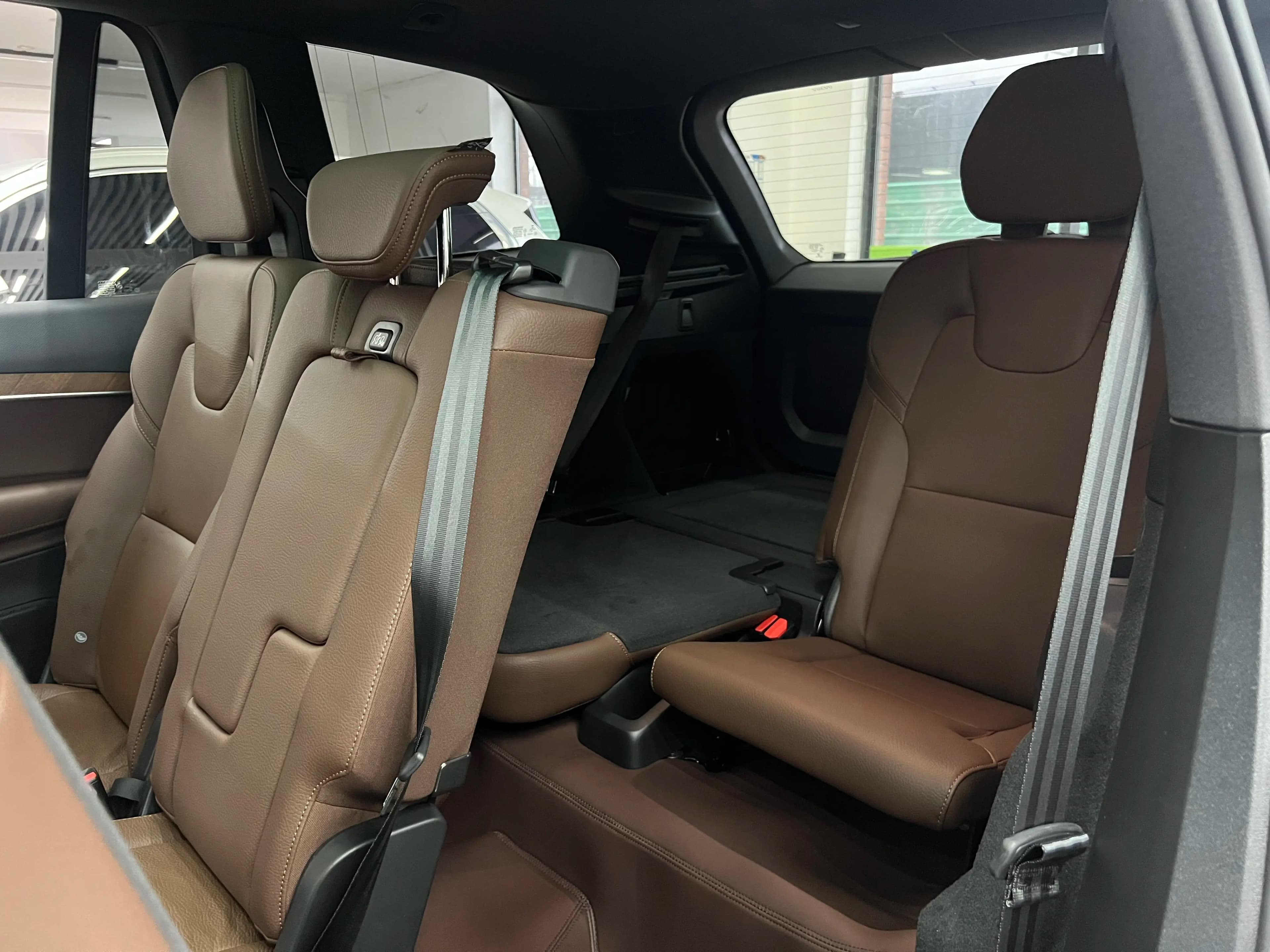 Volvo XC90 2023 г. 34073 км. — фото 28