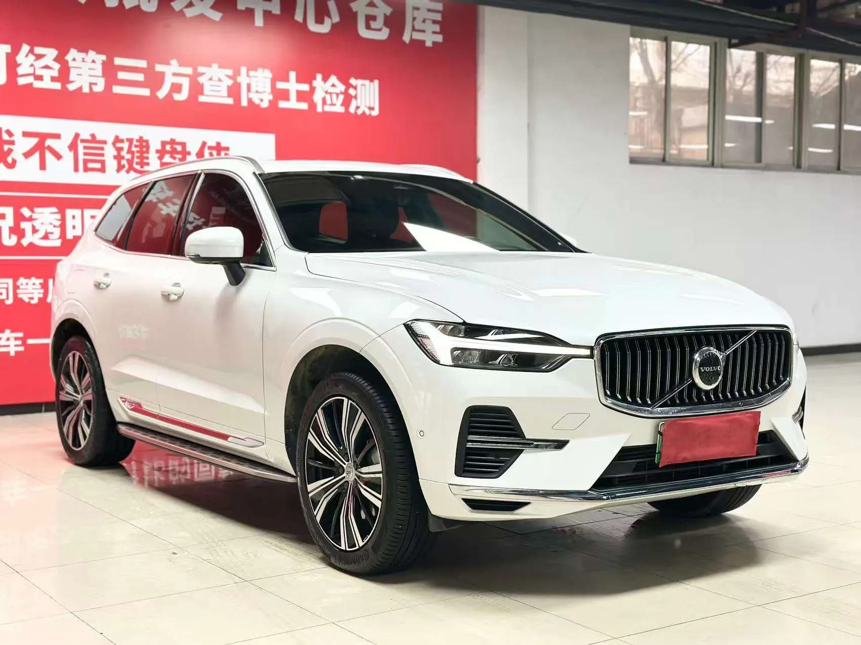 Volvo XC60 PHEV 2023 г. 60011 км. — фото 3