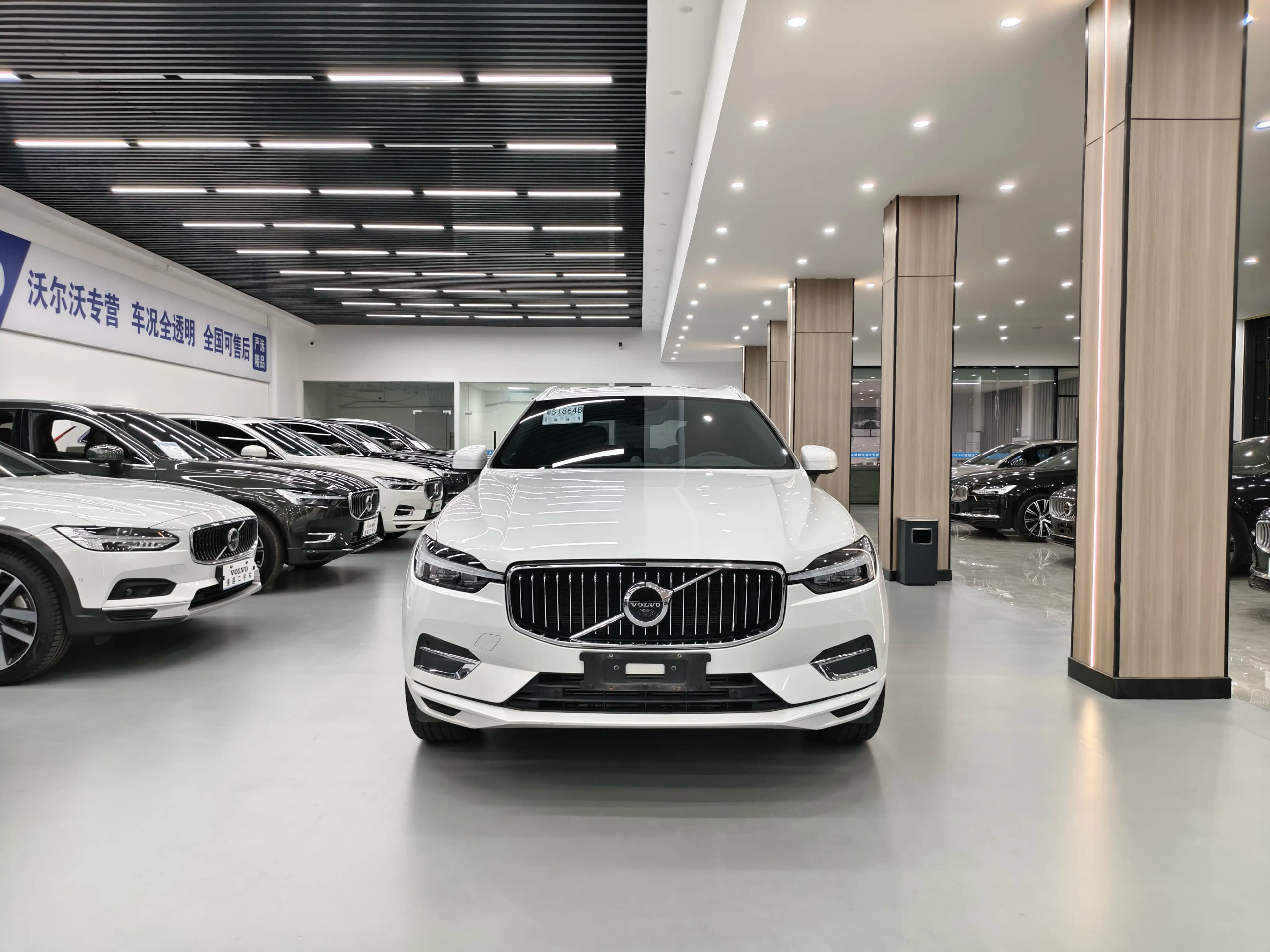 Volvo XC60 2021 г. 71013 км. — фото 2