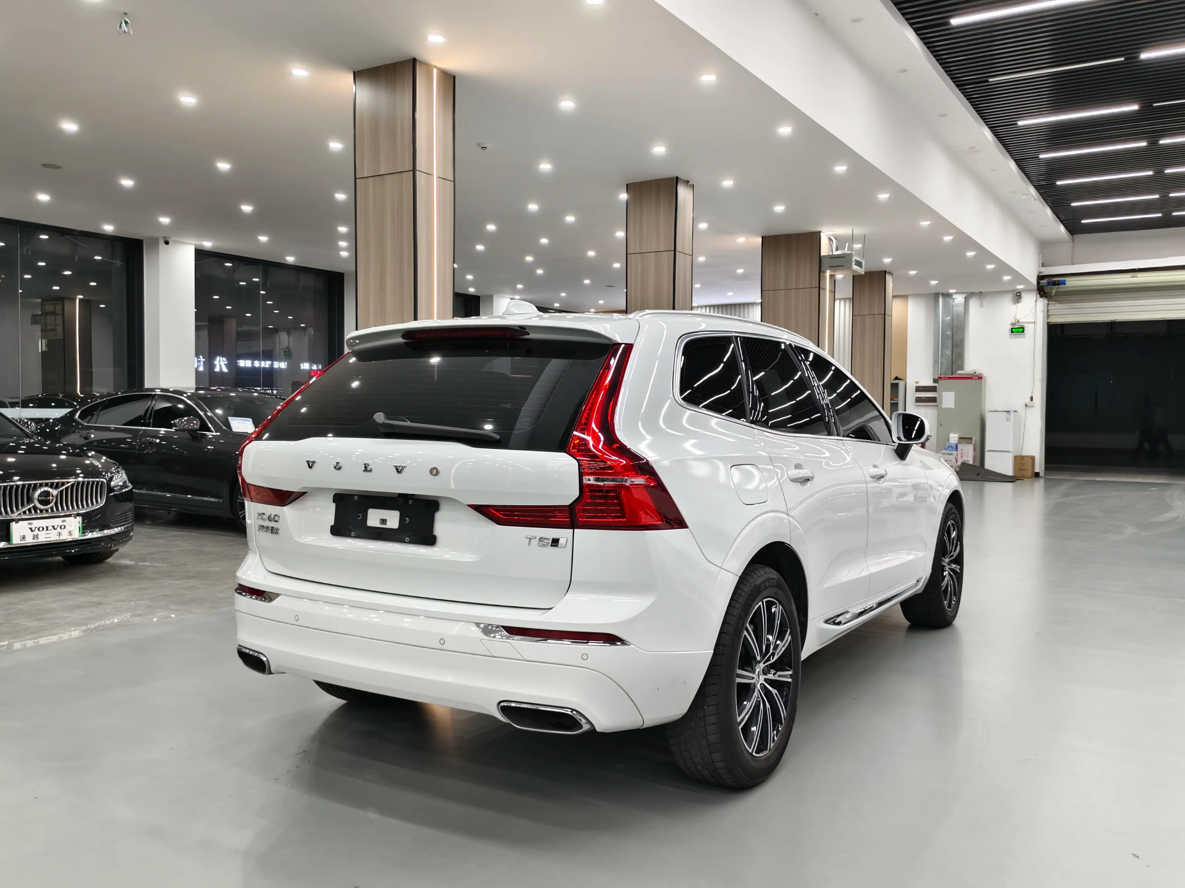 Volvo XC60 2021 г. 71013 км. — фото 6