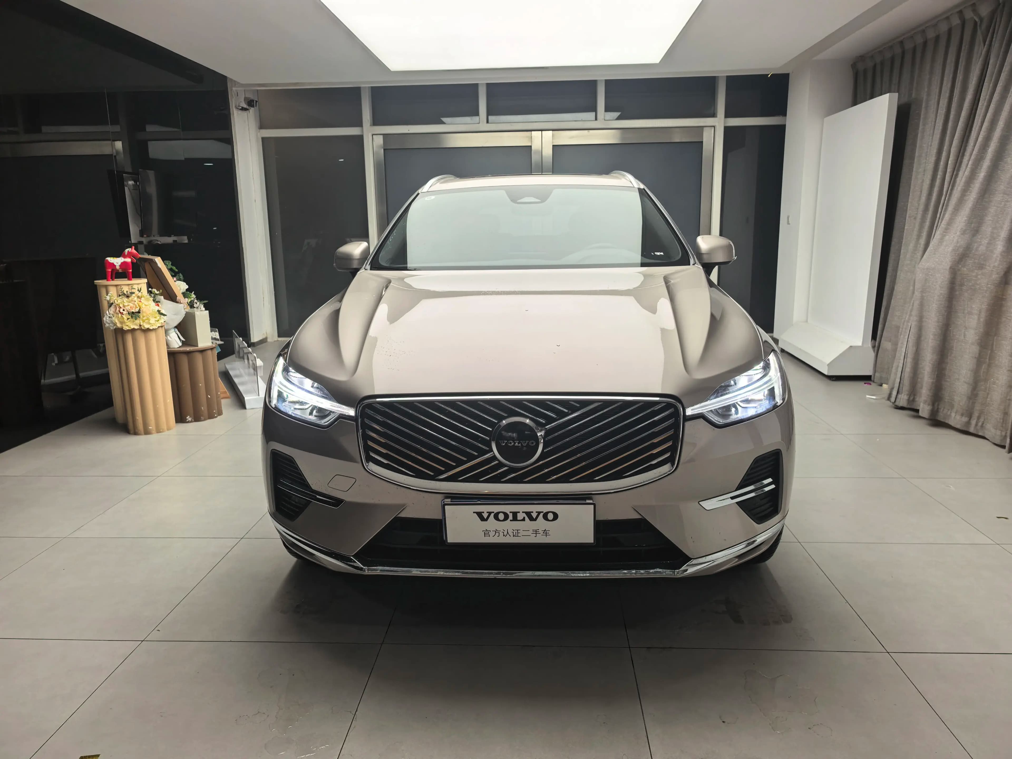 Volvo XC60 2025 г. 3715 км. — фото 2