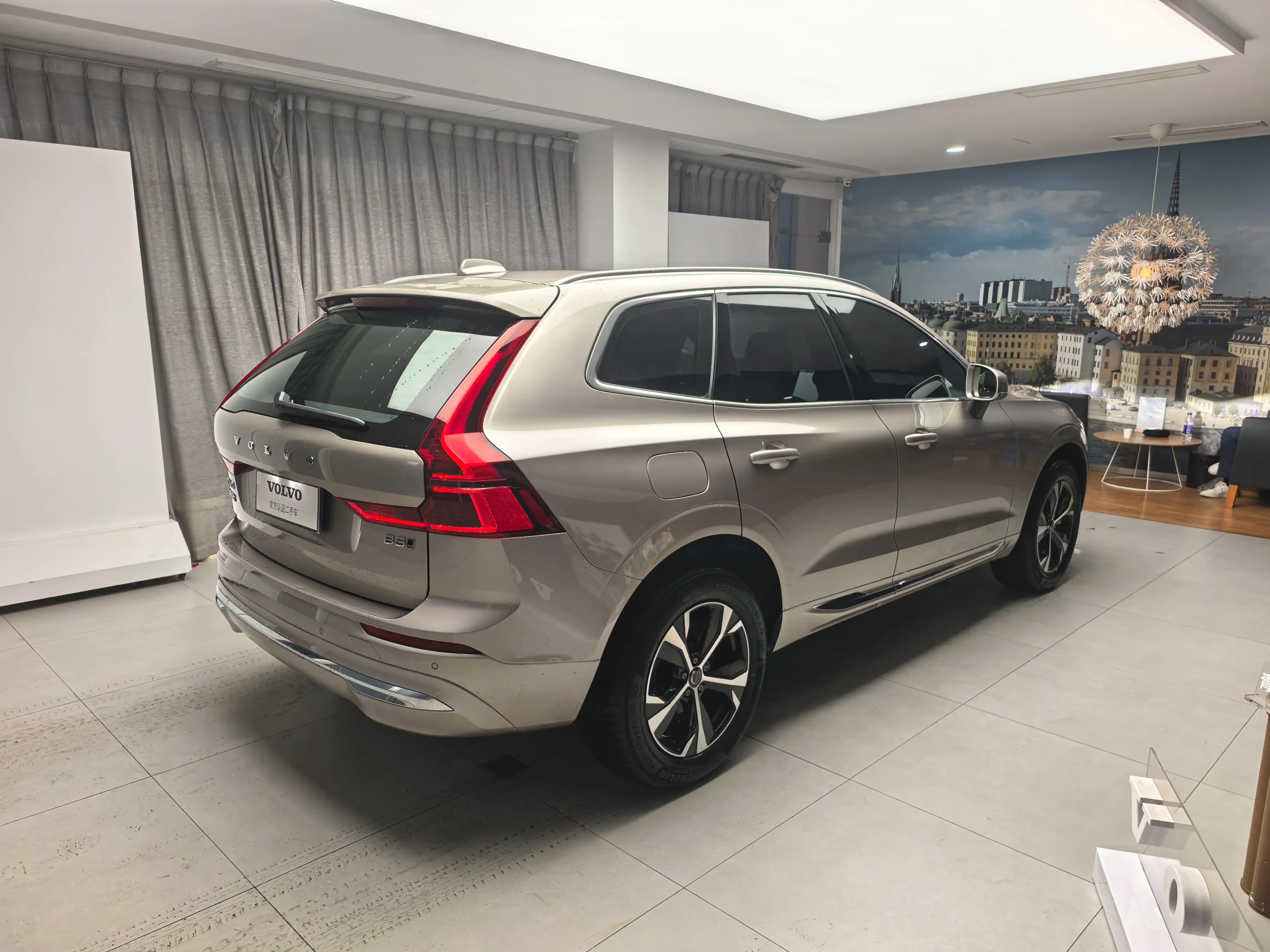 Volvo XC60 2025 г. 3715 км. — фото 6