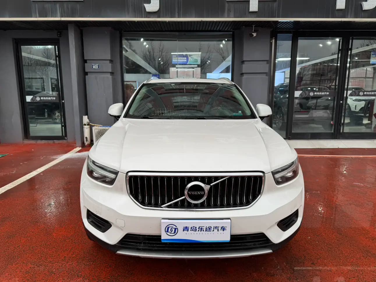 Volvo XC40 2021 г. 72066 км. — фото 2