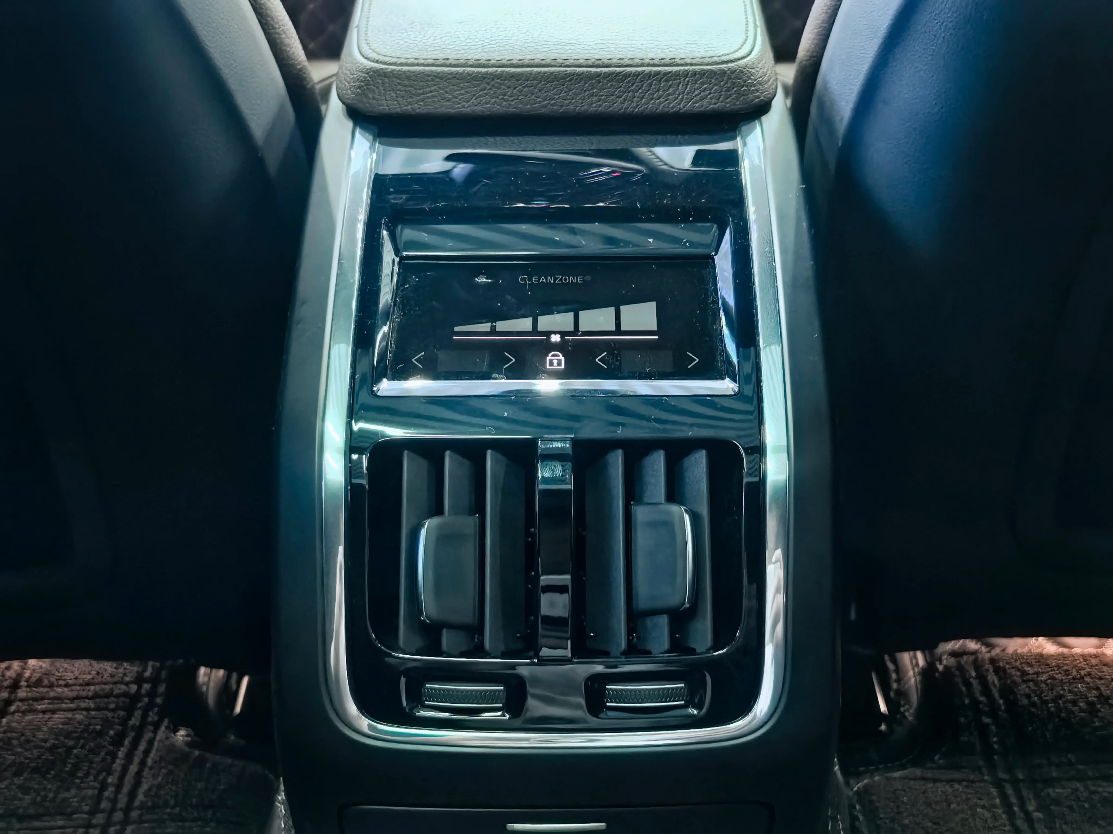 Volvo S90 2022 г. 46028 км. — фото 12