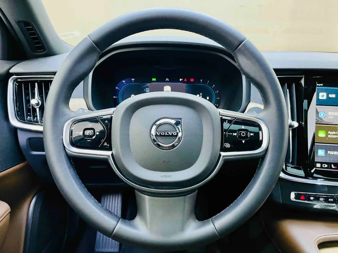Volvo S90 2023 г. 46029 км. — фото 8
