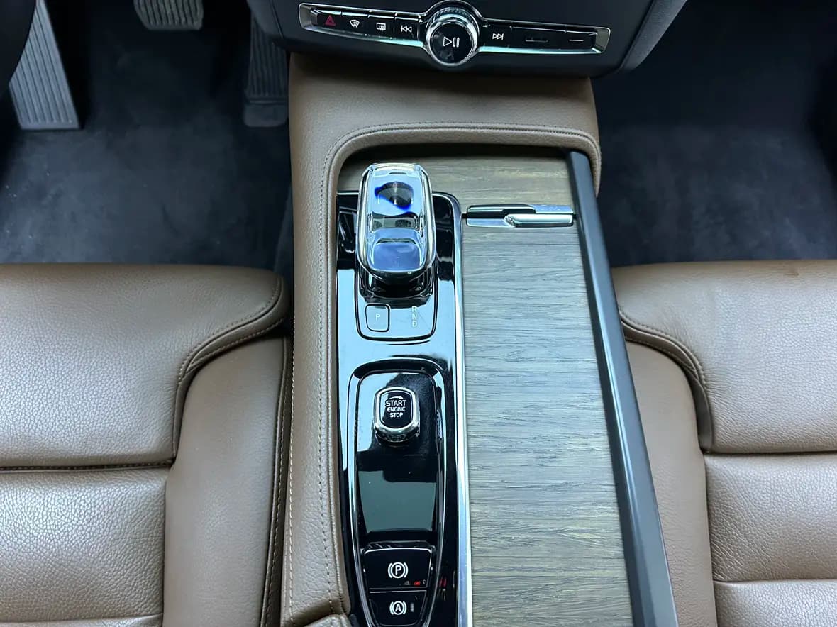 Volvo S90 2022 г. 72030 км. — фото 15