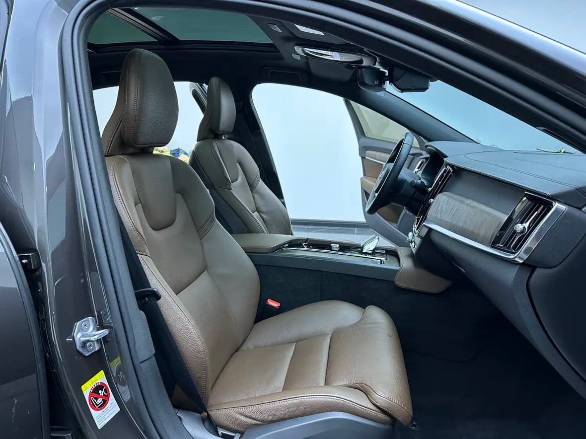 Volvo S90 2022 г. 72030 км. — фото 17