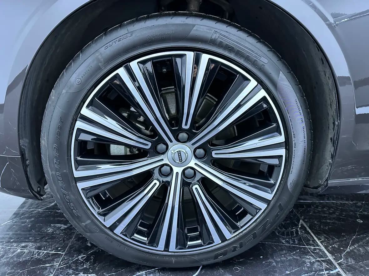 Volvo S90 2022 г. 72030 км. — фото 10