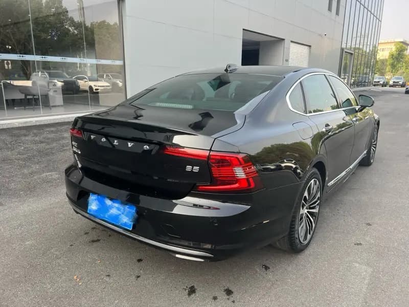 Volvo S90 2022 г. 75031 км. — фото 6