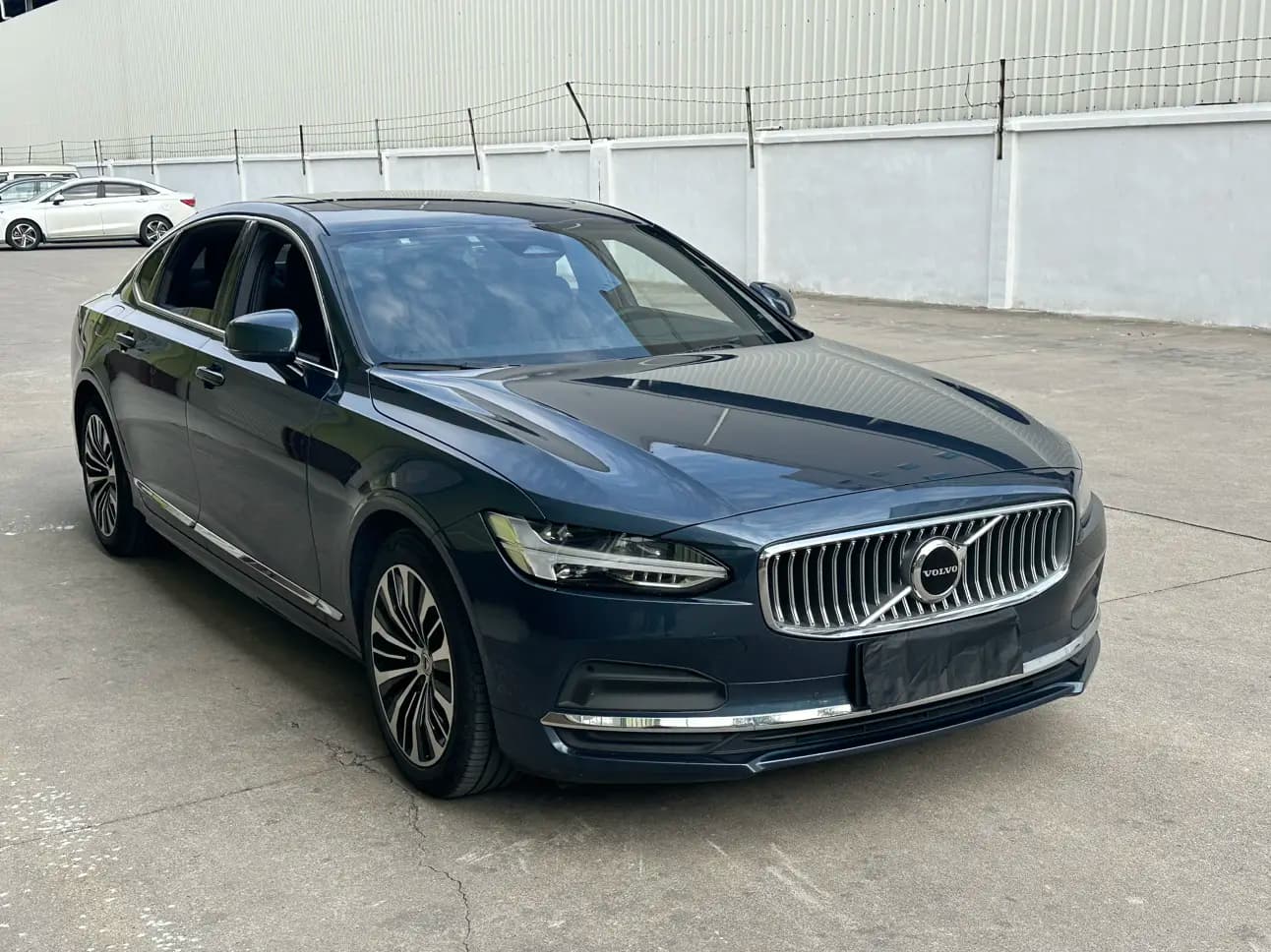 Volvo S90 2024 г. 31032 км. — фото 3