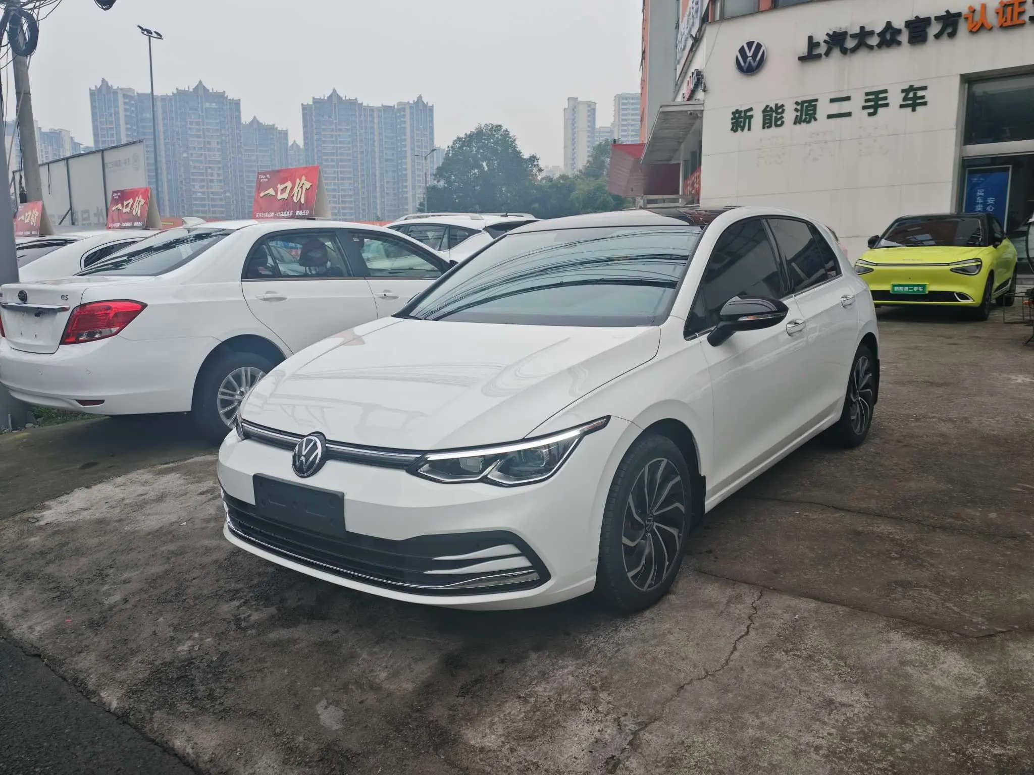 Volkswagen Golf 2024 г. 29000 км.