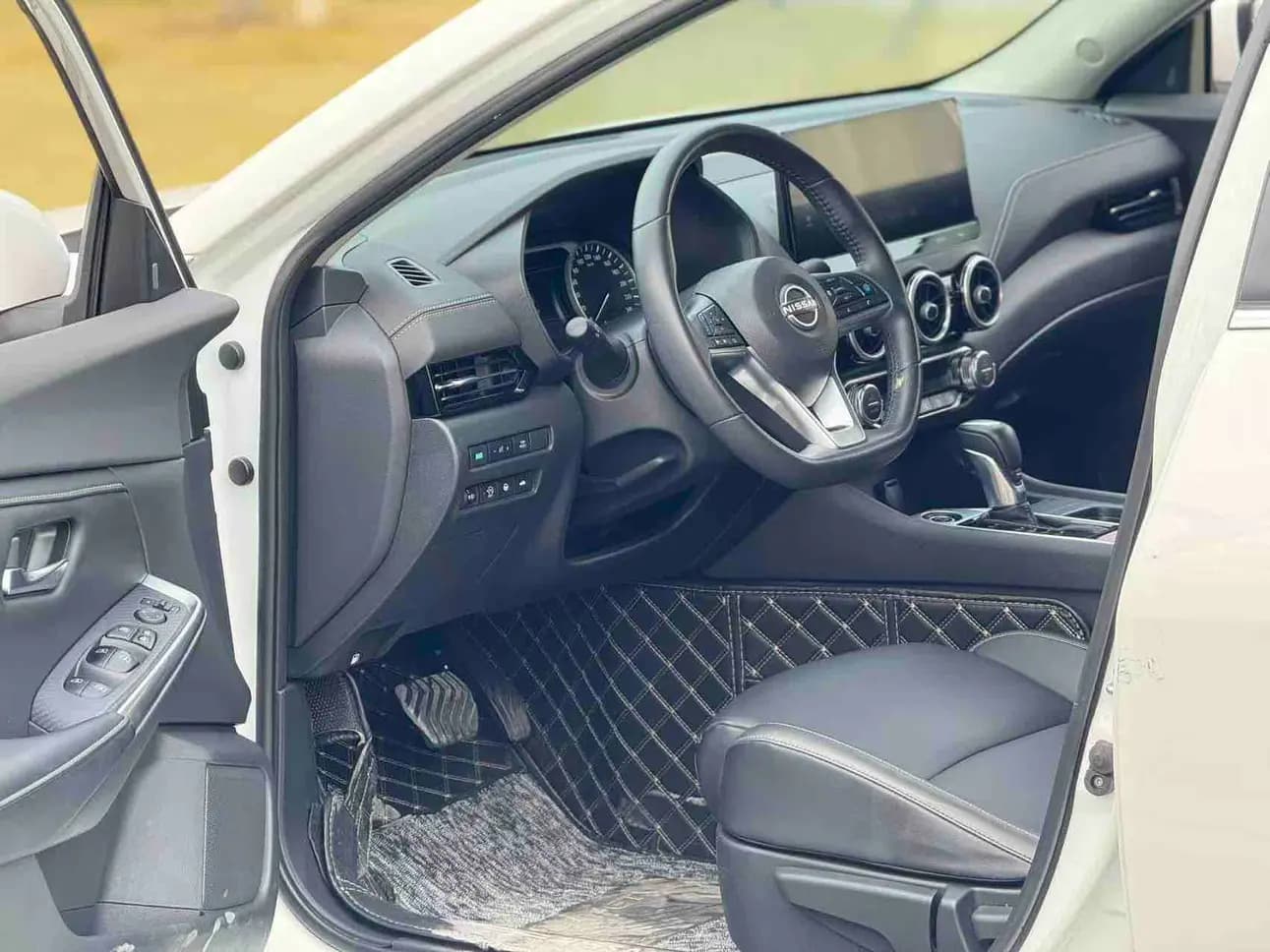 Nissan Sylphy 2024 г. 30090 км. — фото 8