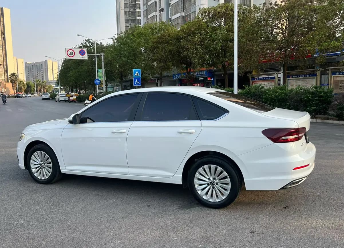 Volkswagen Lavida 2021 г. 81065 км. — фото 3