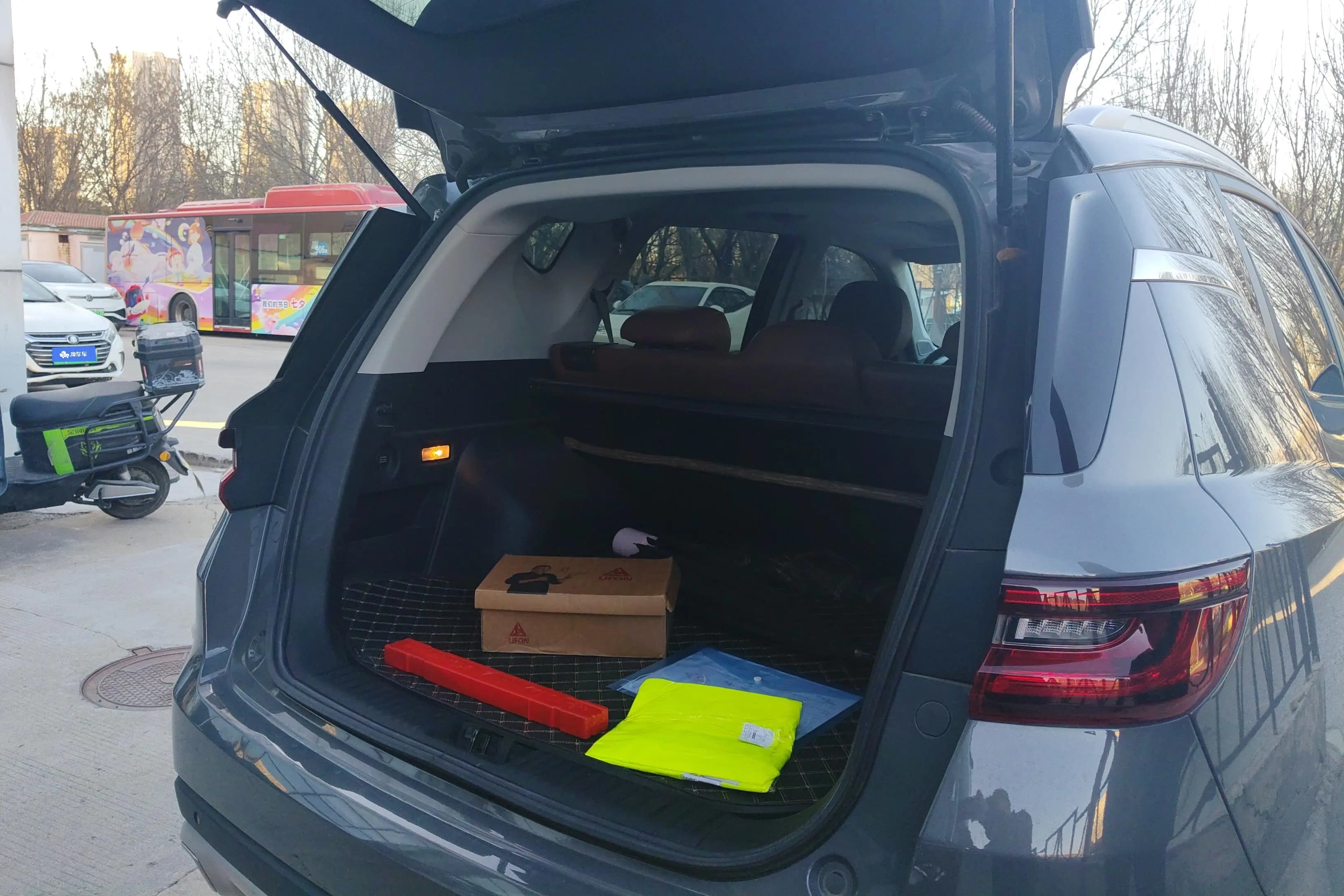 Geely Vision X6 2022 г. 74855 км. — фото 17