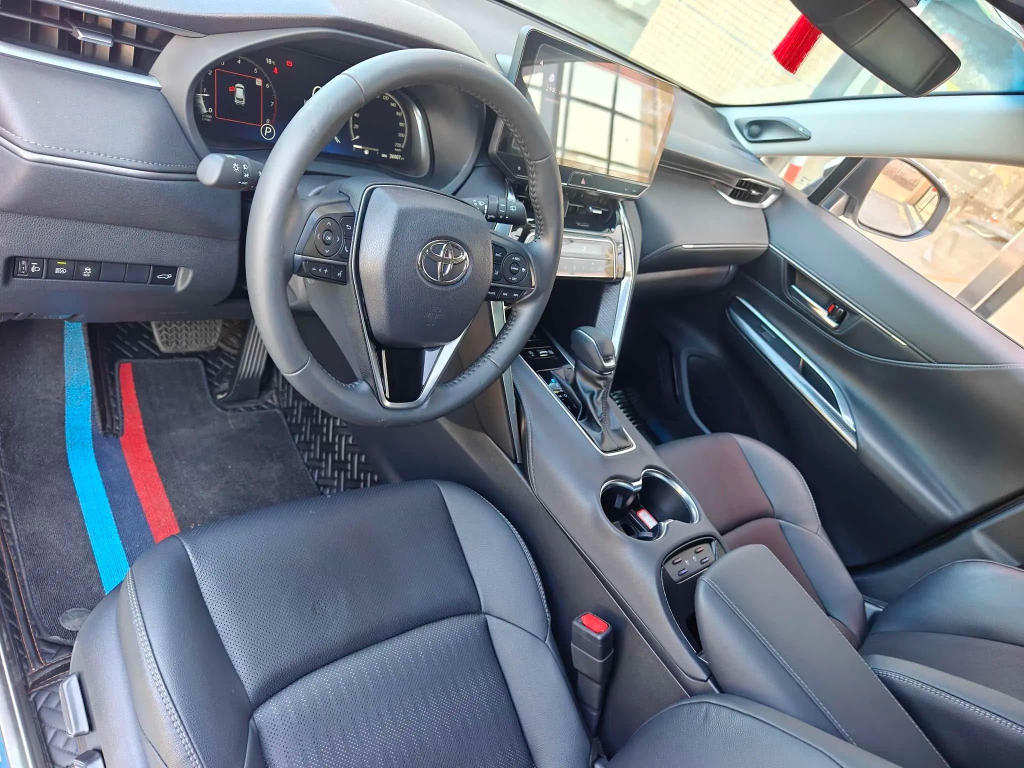 Toyota Venza 2024 г. 26076 км. — фото 9