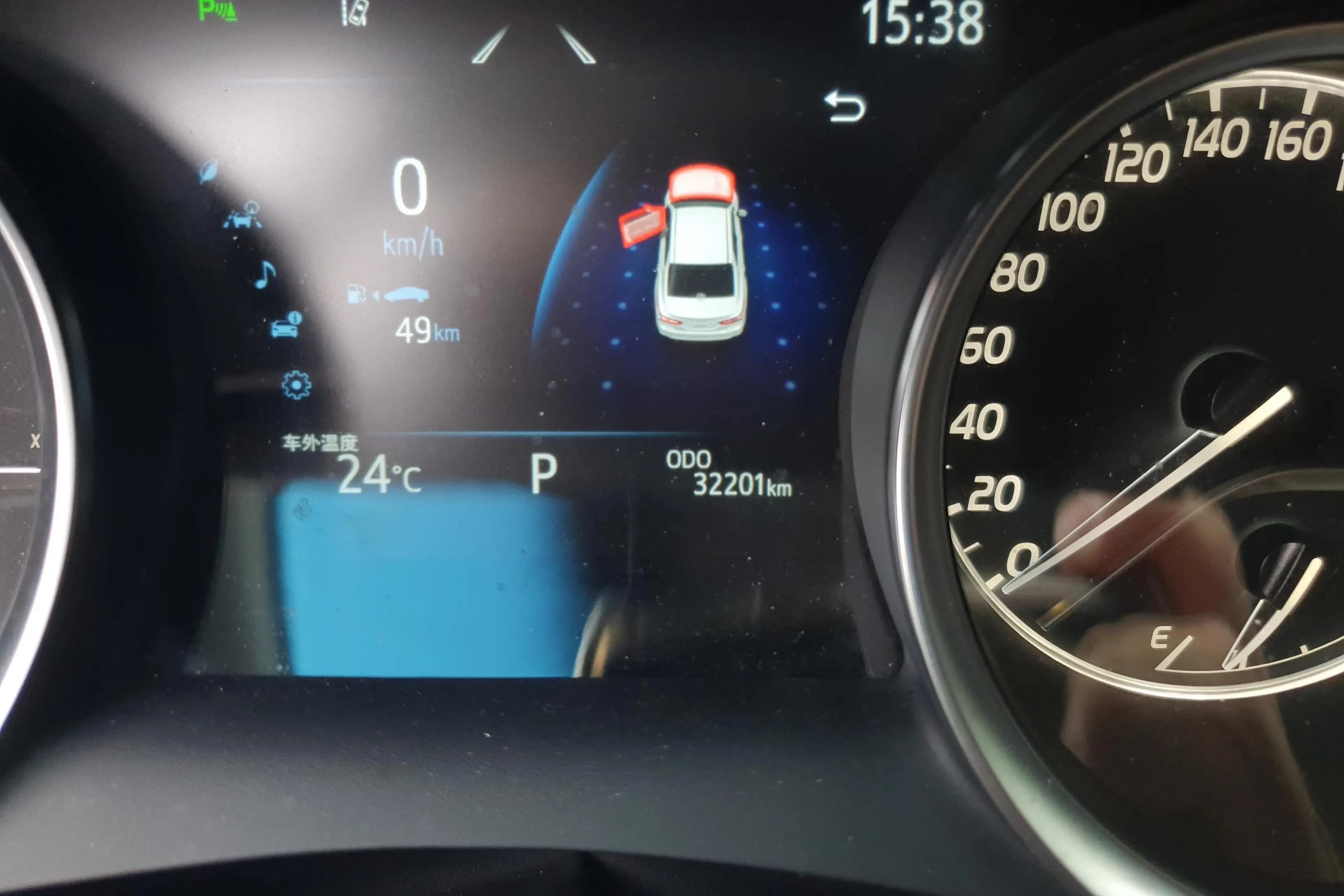 Toyota Camry 2022 г. 32200 км. — фото 12