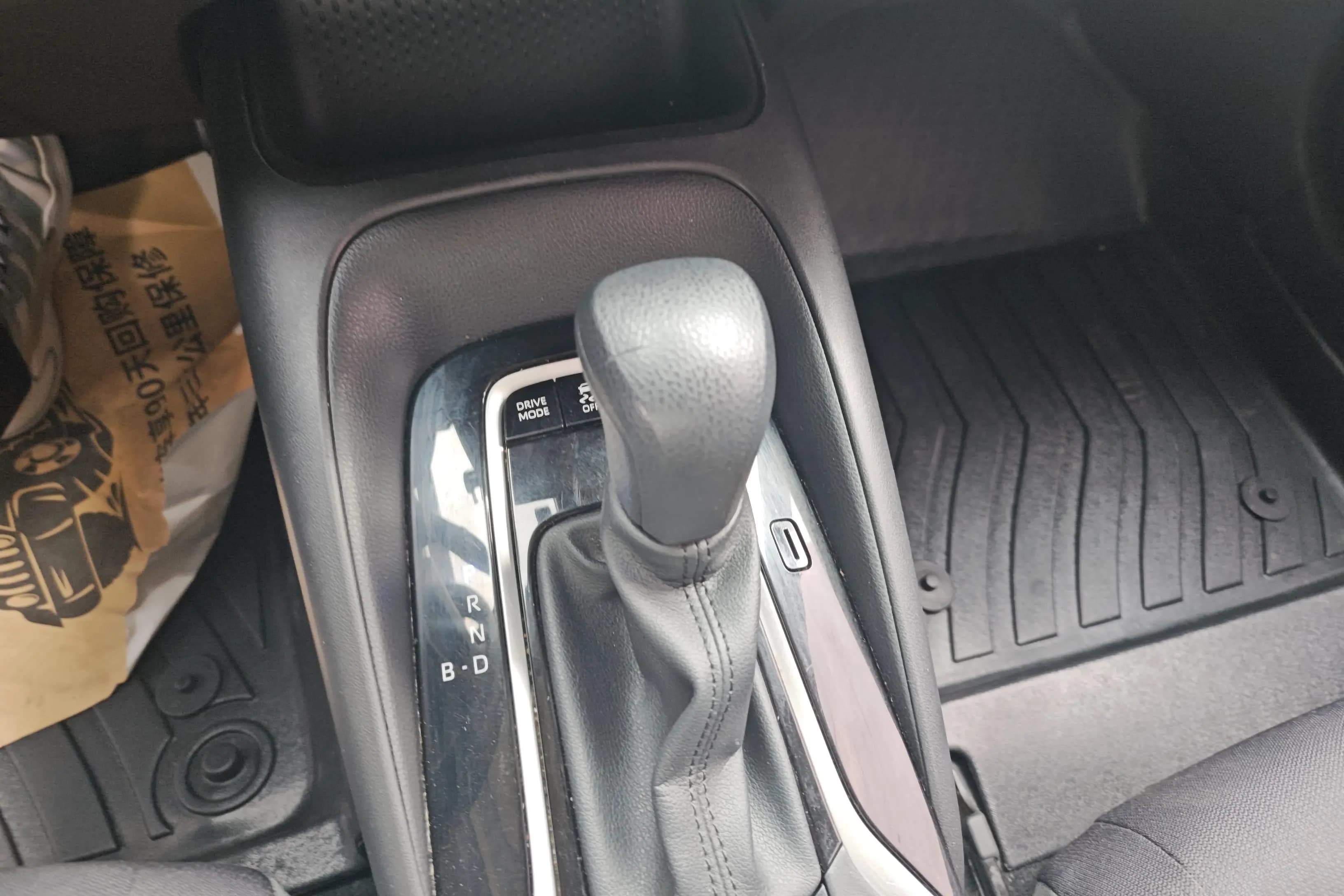 Toyota Corolla 2022 г. 61401 км. — фото 14