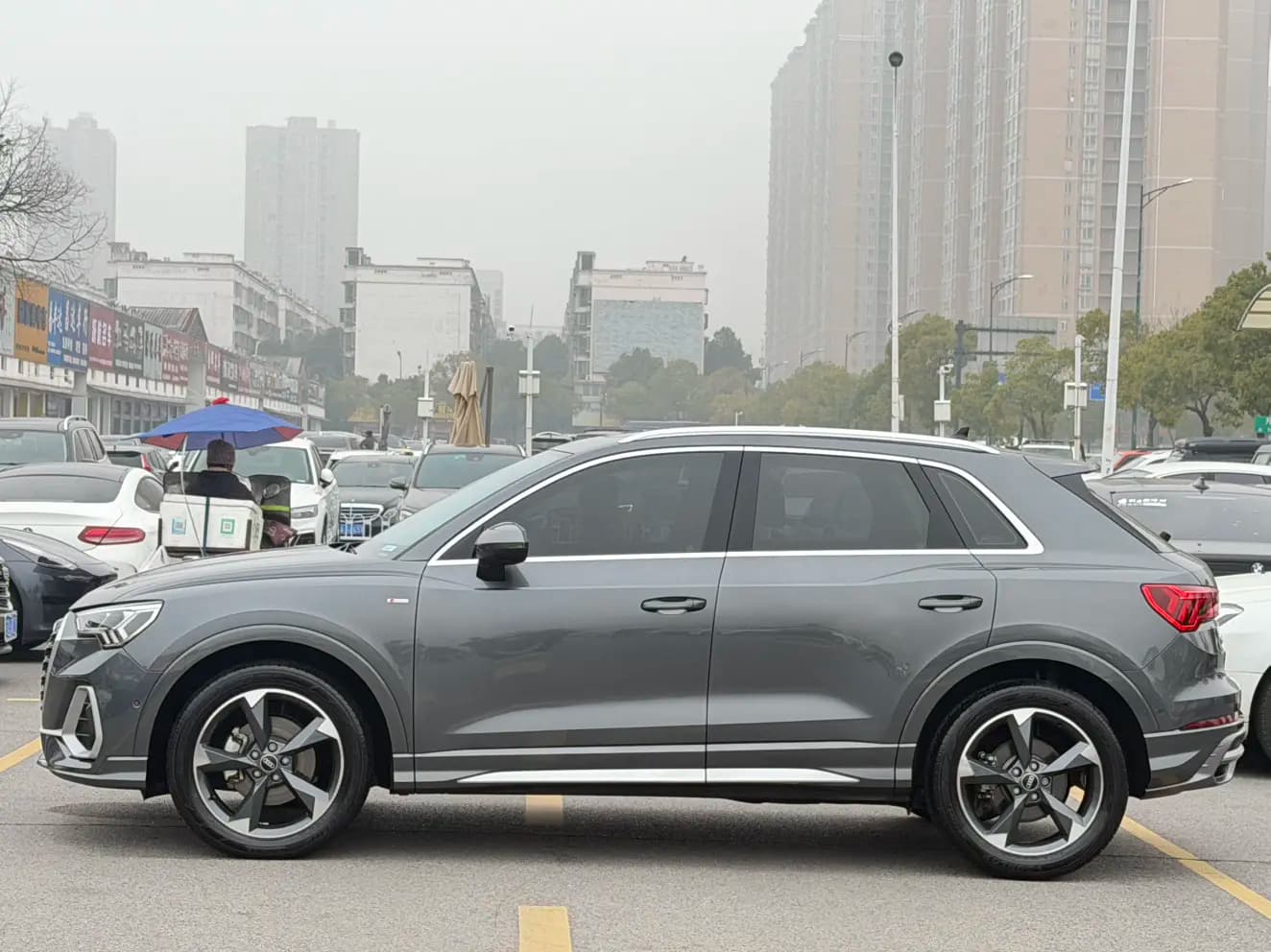 Audi Q3 2022 г. 18000 км. — фото 4
