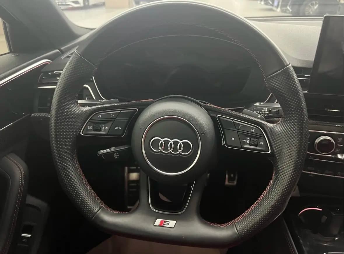 Audi S4 2021 г. 40972 км. — фото 11
