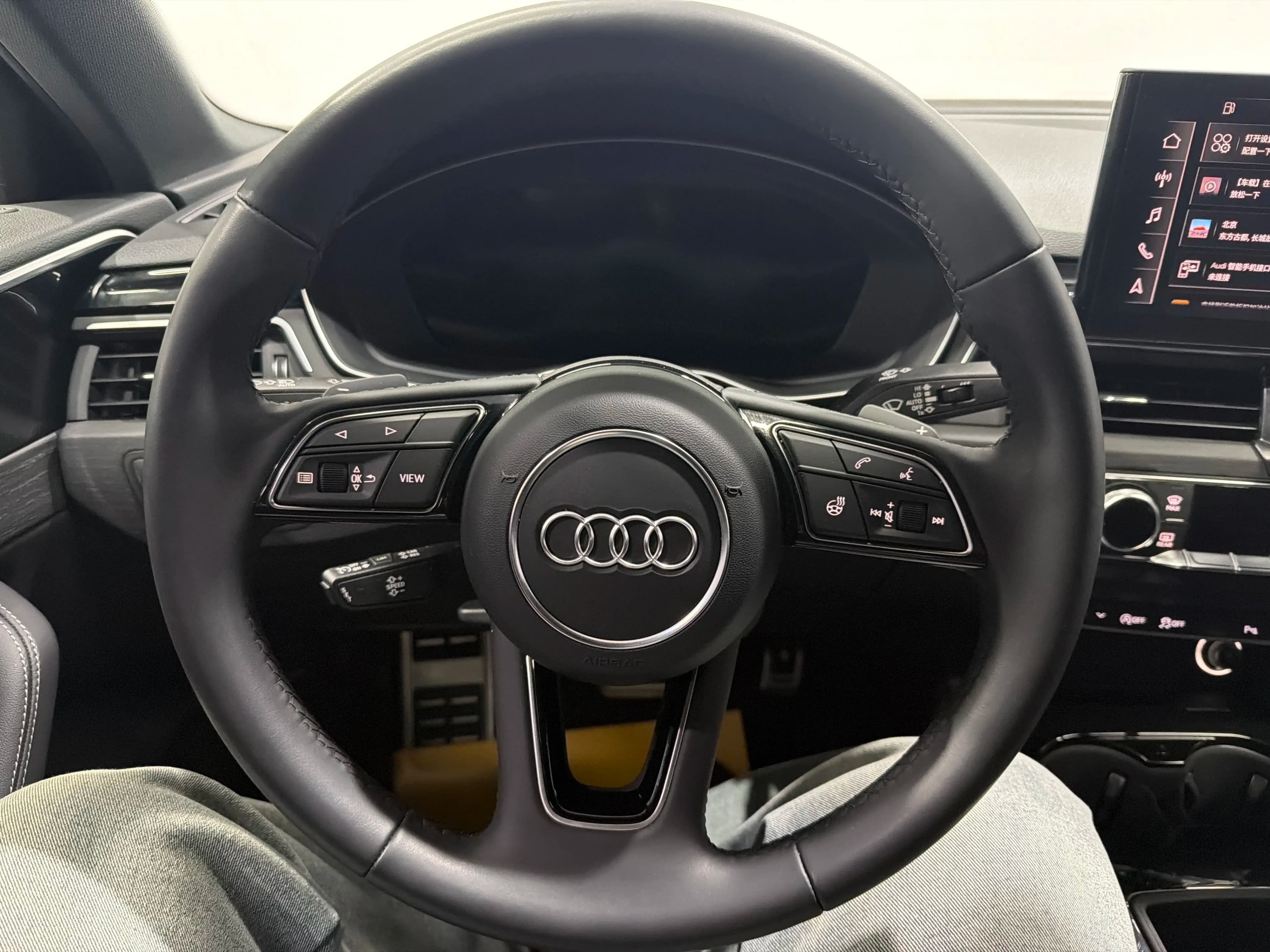 Audi A4L 2024 г. 28325 км. — фото 16