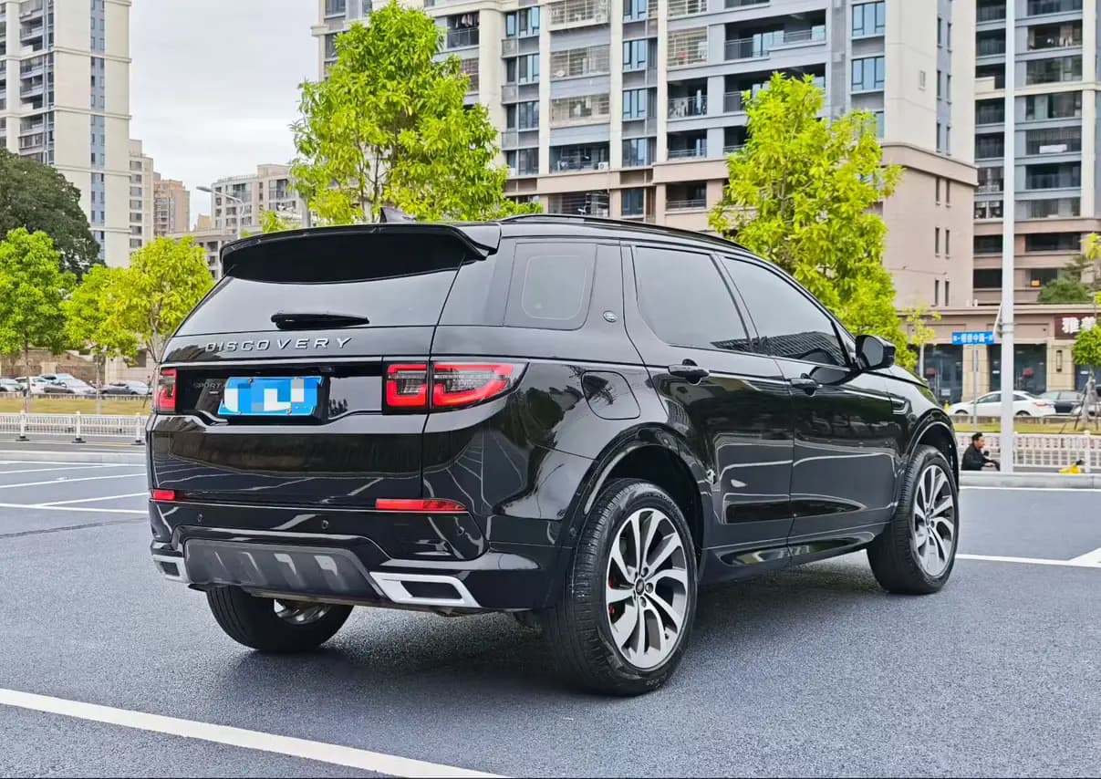 Land Rover Discover Sports 2023 г. 34000 км. — фото 7