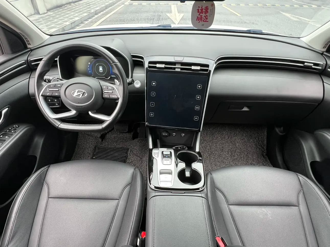 Hyundai Tucson L 2023 г. 30056 км. — фото 8