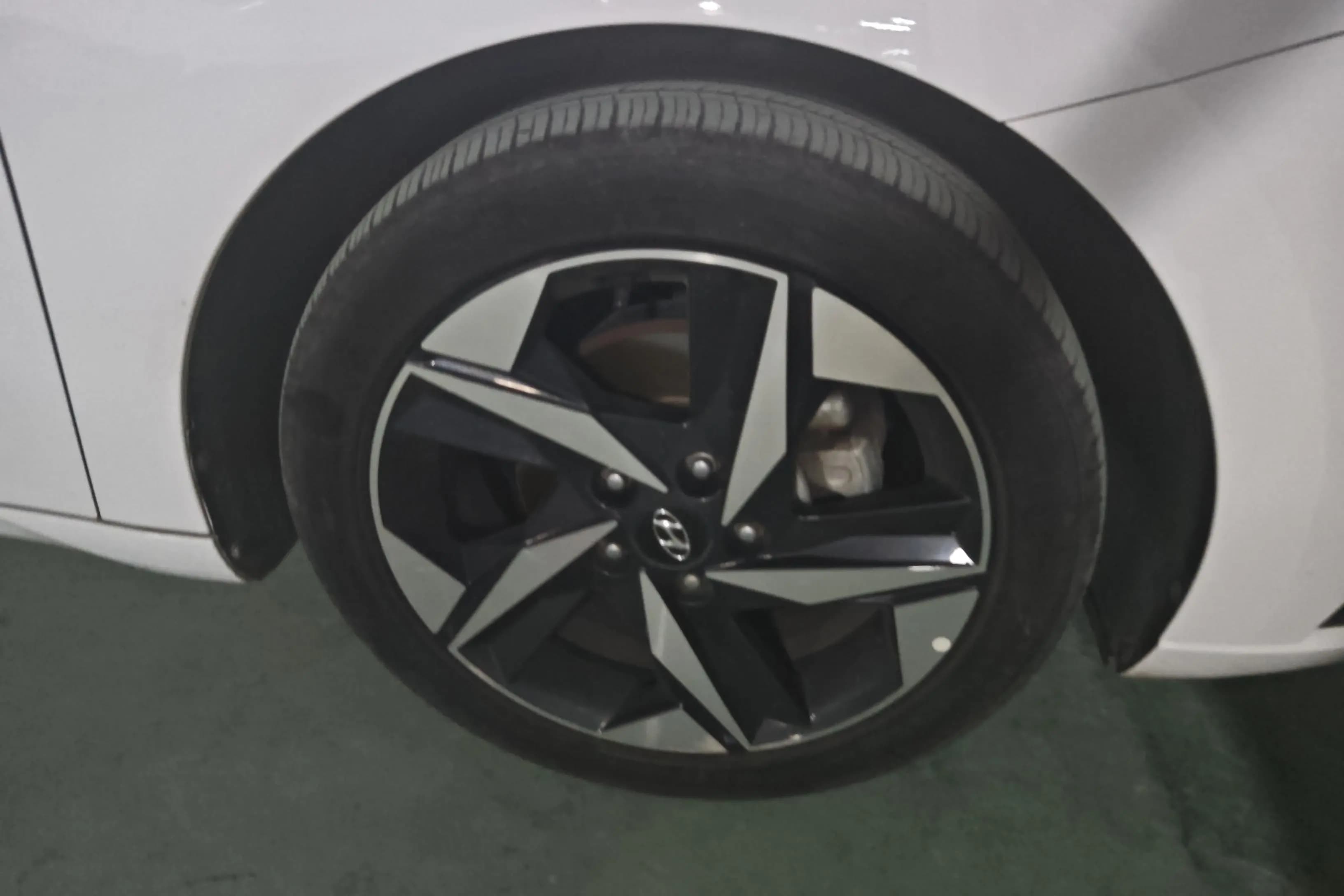 Hyundai Elantra 2021 г. 14568 км. — фото 12
