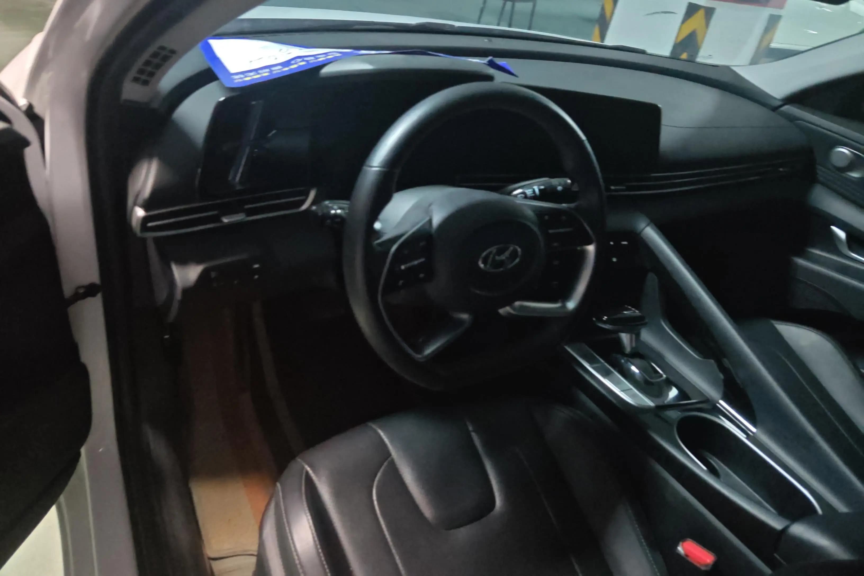 Hyundai Elantra 2021 г. 14568 км. — фото 15