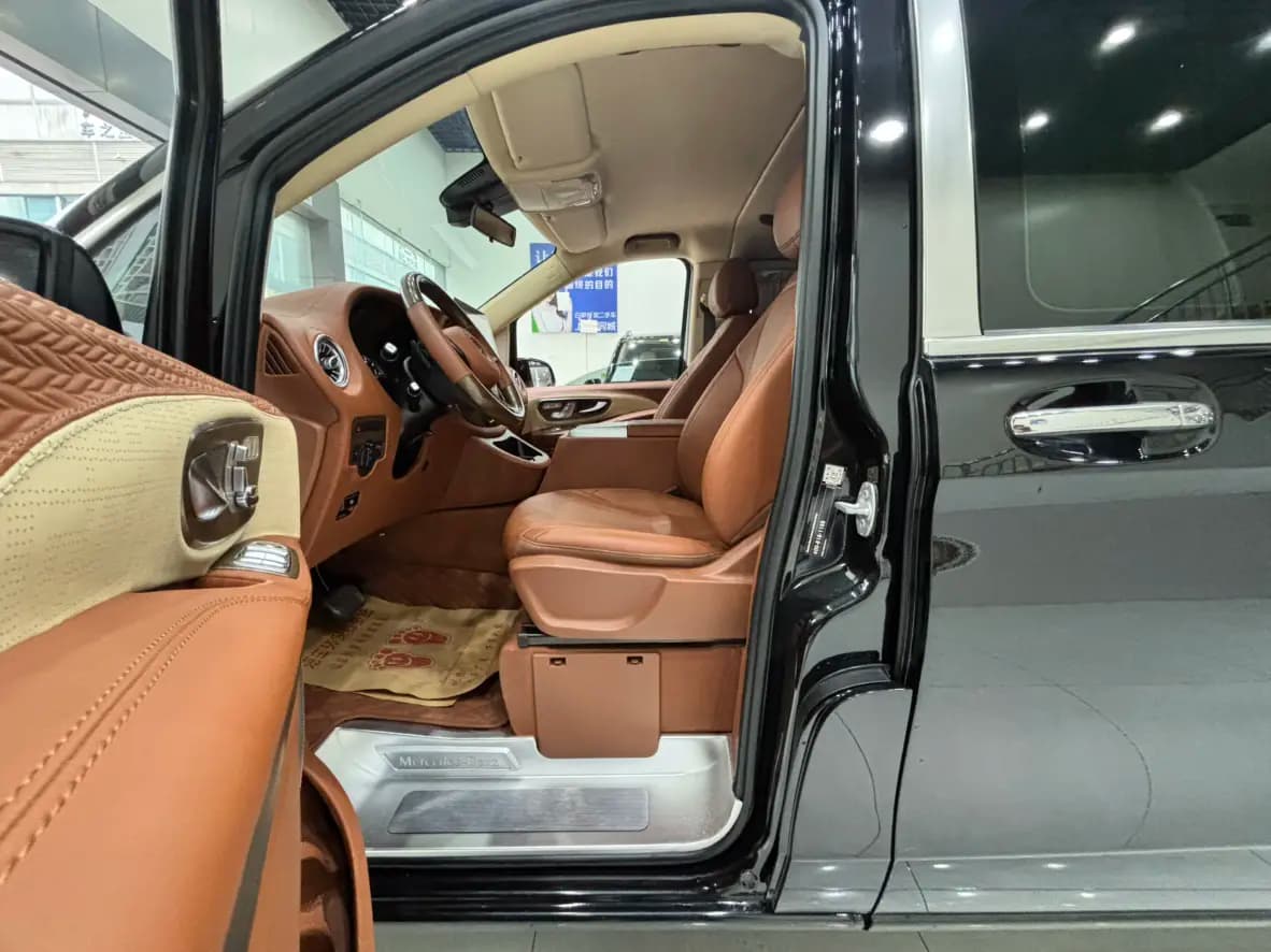 Mercedes-Benz Vito 2022 г. 76053 км. — фото 19