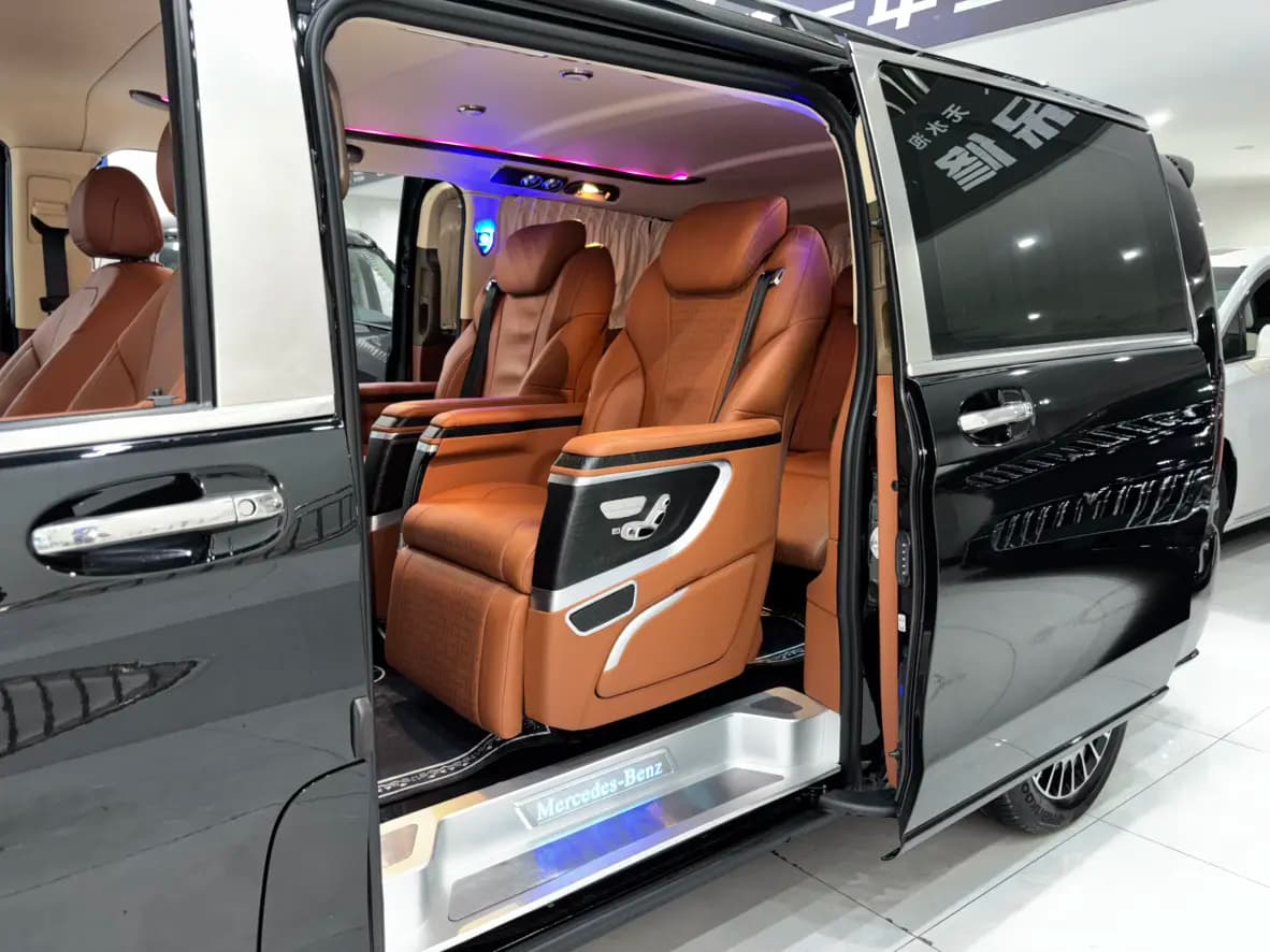 Mercedes-Benz Vito 2022 г. 76053 км. — фото 20