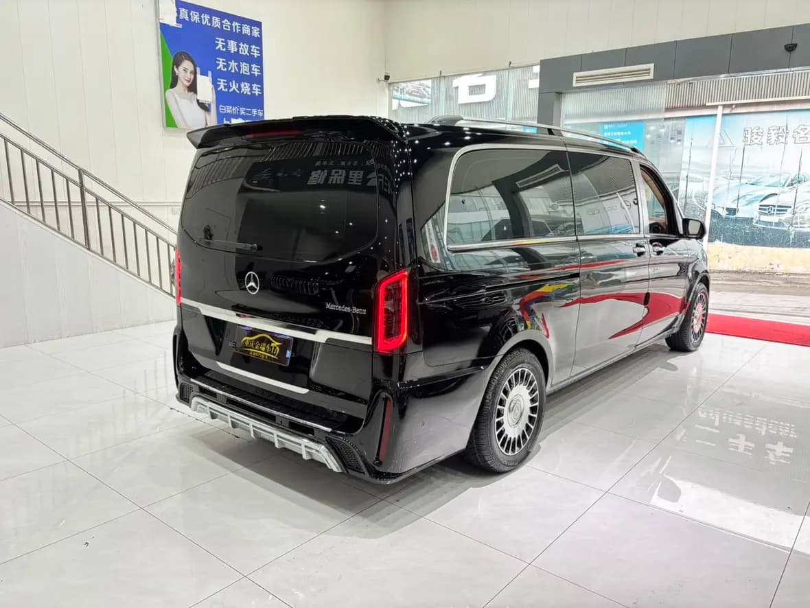 Mercedes-Benz Vito 2022 г. 76053 км. — фото 6