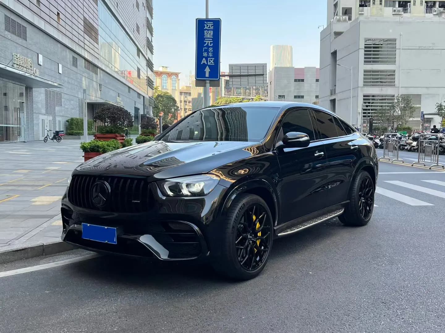 Mercedes-Benz GLE Coupe AMG 2023 г. 19039 км.