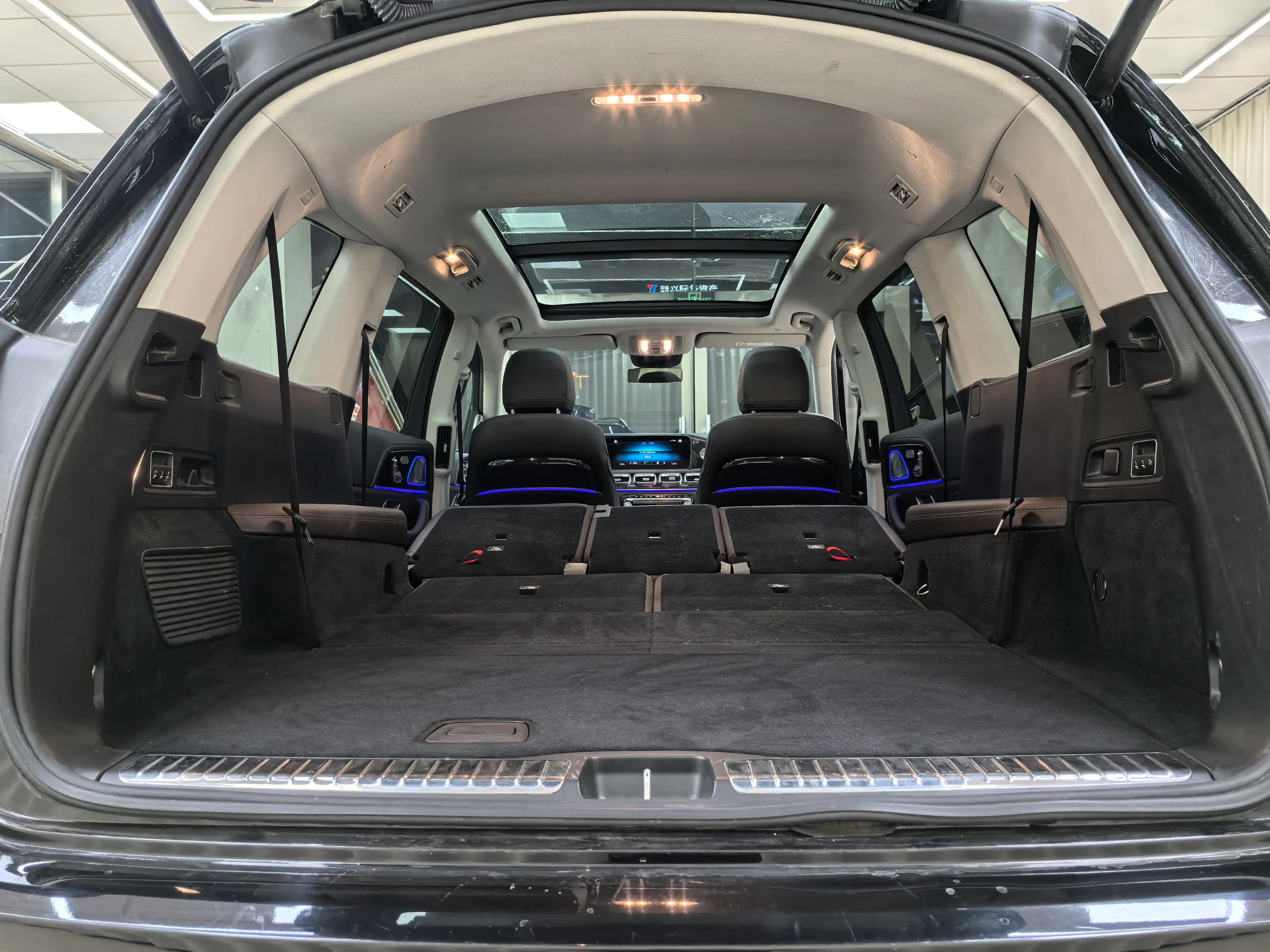 Mercedes-Benz Mercedes Benz GLS 2023 г. 65138 км. — фото 28