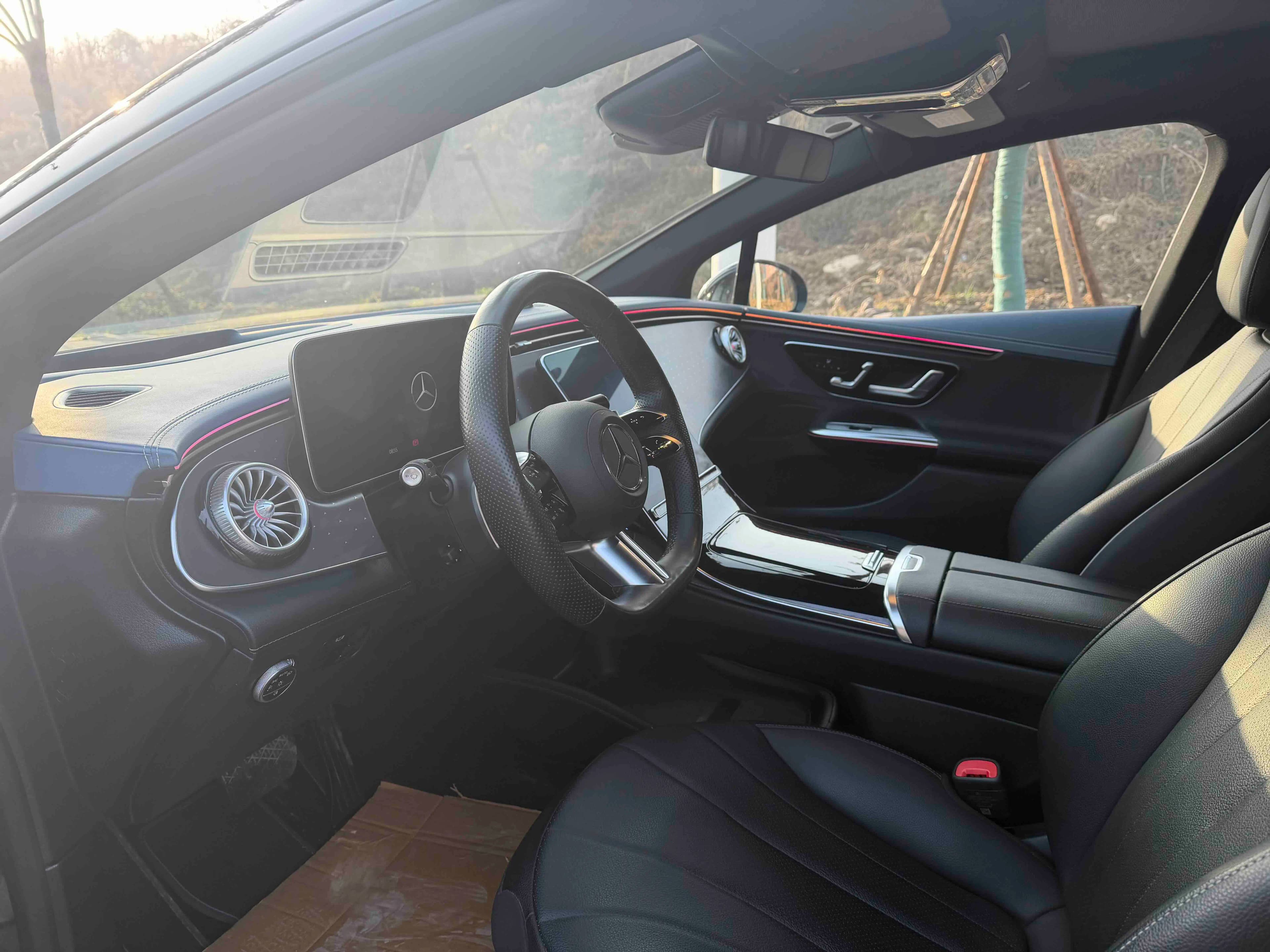 Mercedes-Benz EQE 2023 г. 58120 км. — фото 8