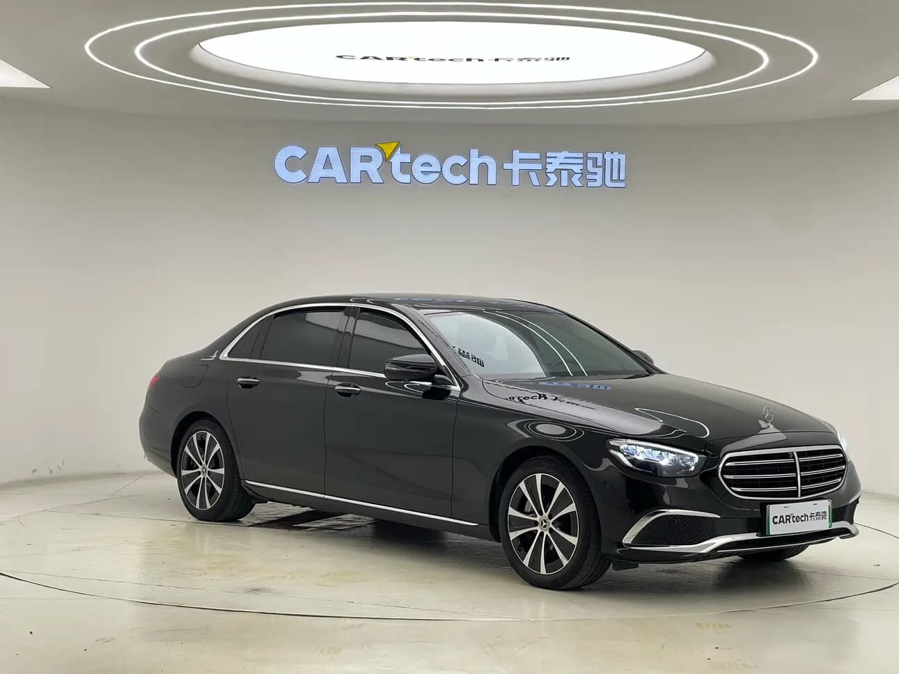 Mercedes-Benz E-Class PHEV 2022 г. 80142 км. — фото 3