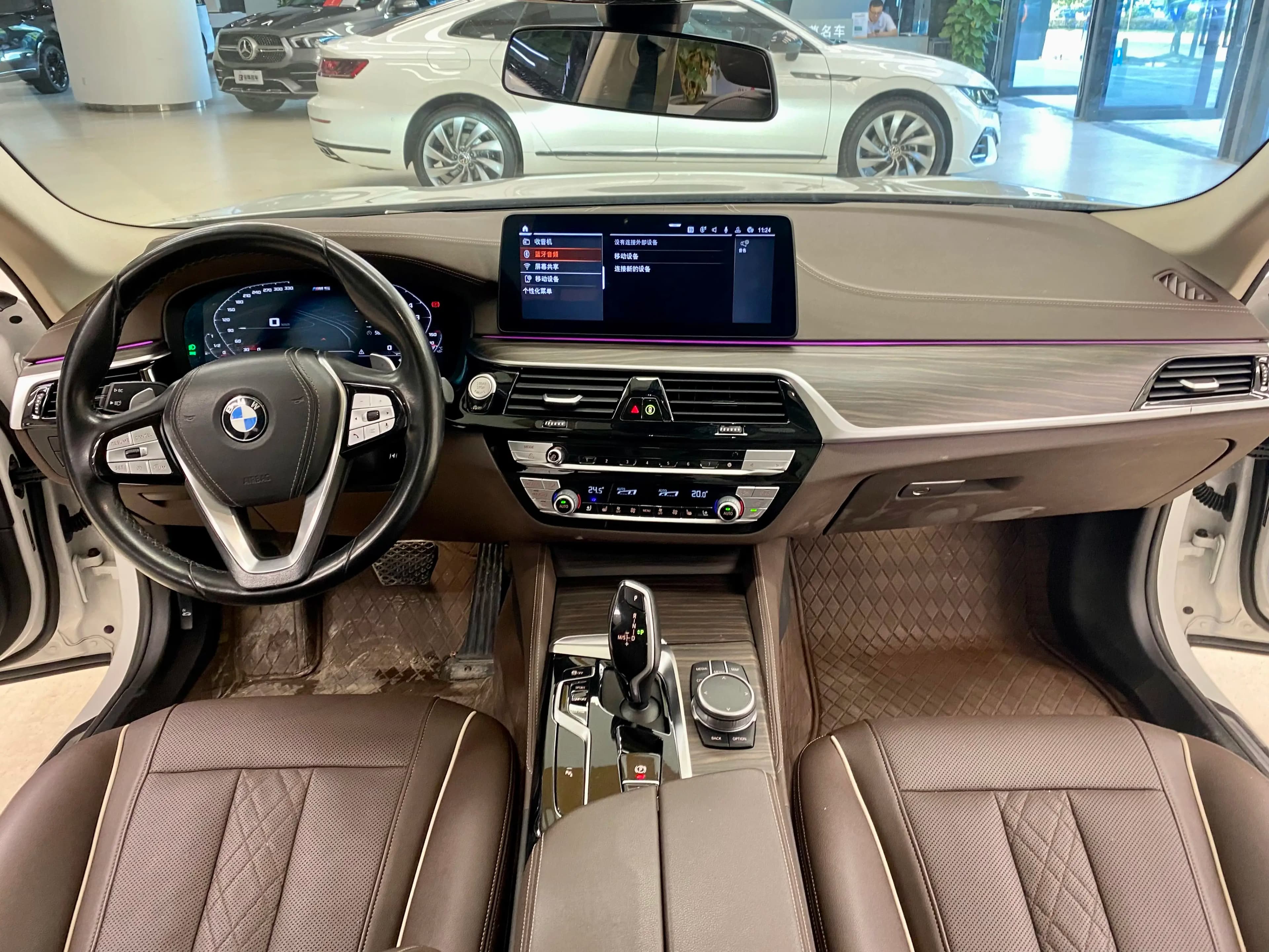 BMW 5 Series 2021 г. 77400 км. — фото 11