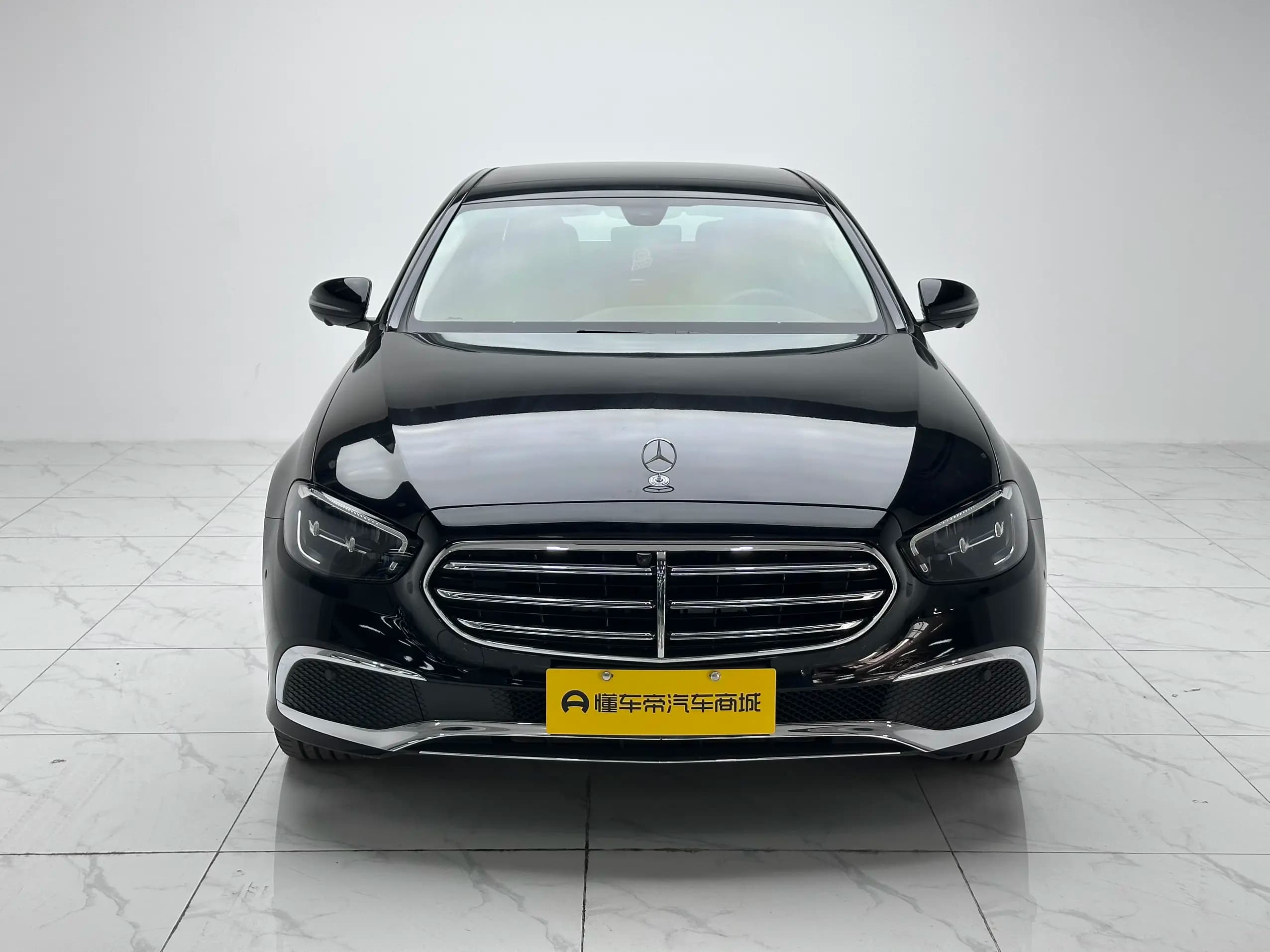 Mercedes-Benz E-Class 2022 г. 40781 км. — фото 2
