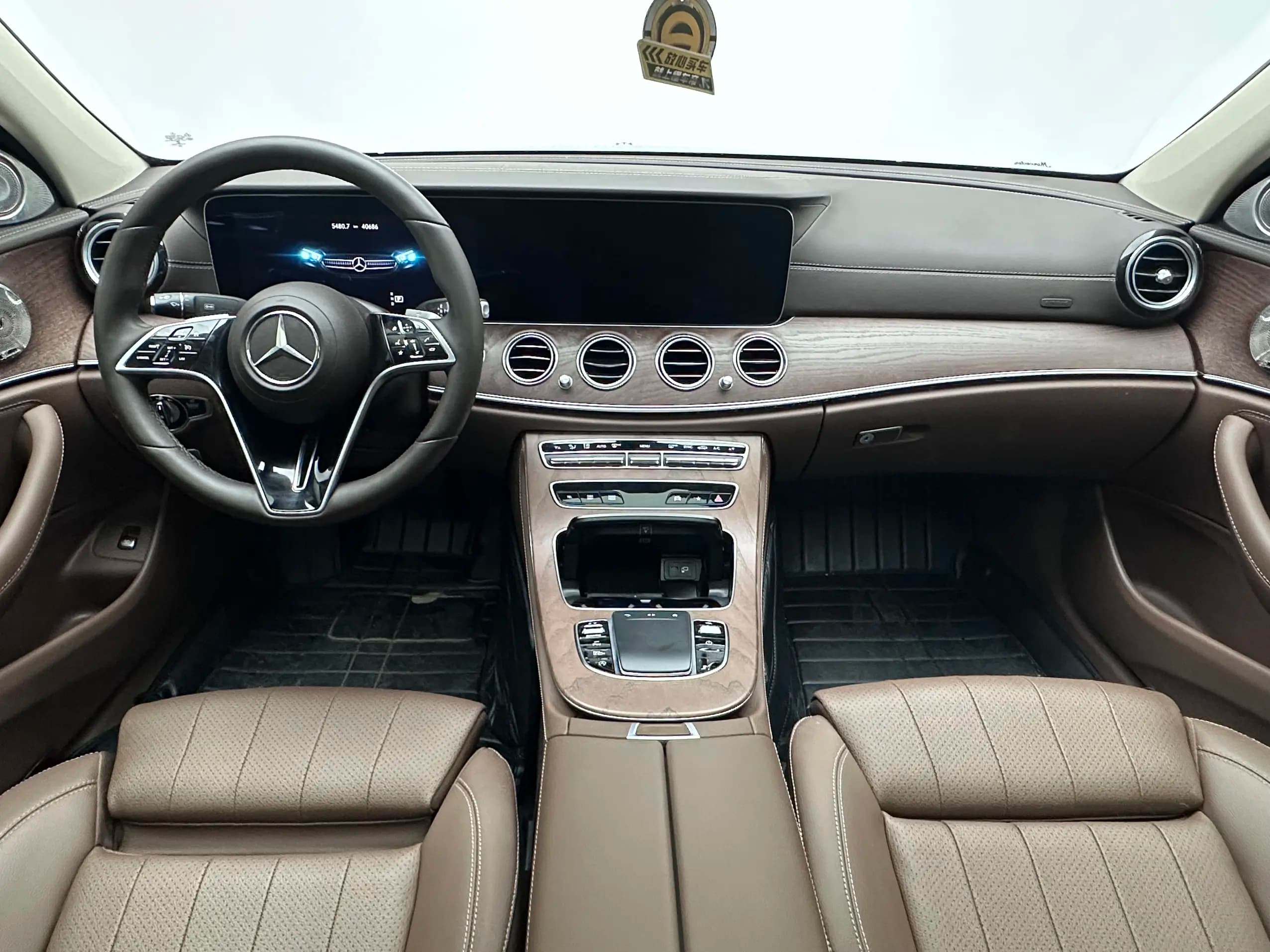 Mercedes-Benz E-Class 2022 г. 40781 км. — фото 14