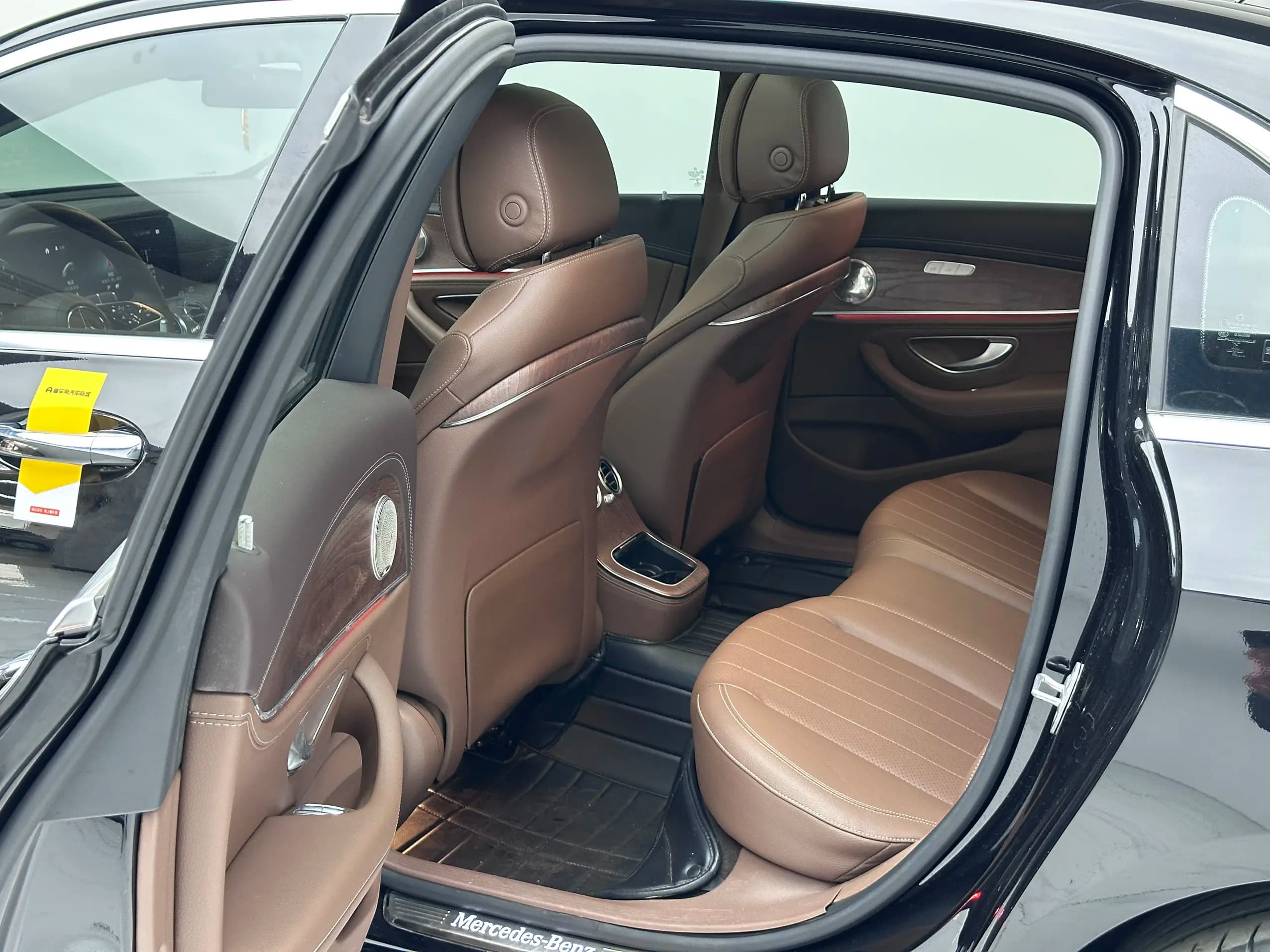 Mercedes-Benz E-Class 2022 г. 40781 км. — фото 18