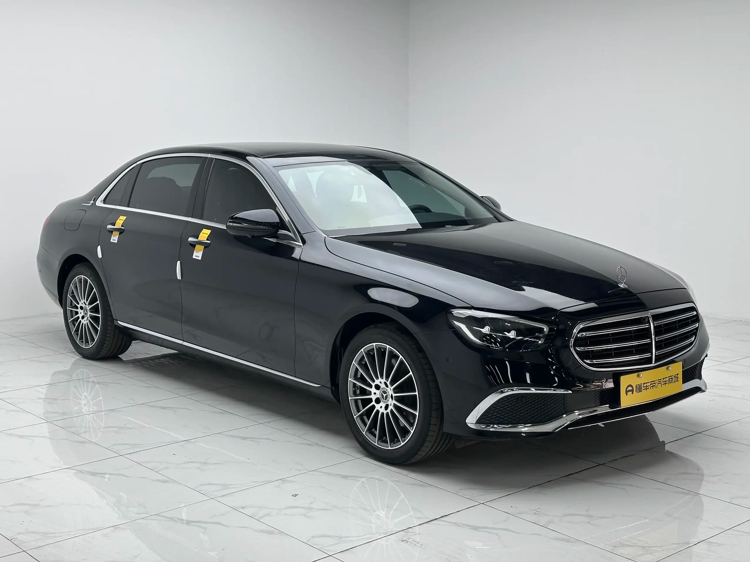 Mercedes-Benz E-Class 2022 г. 40781 км. — фото 3