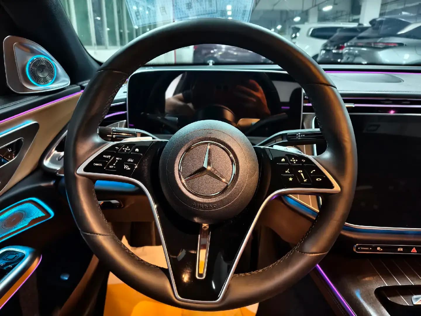 Mercedes-Benz E-Class 2024 г. 23574 км. — фото 16