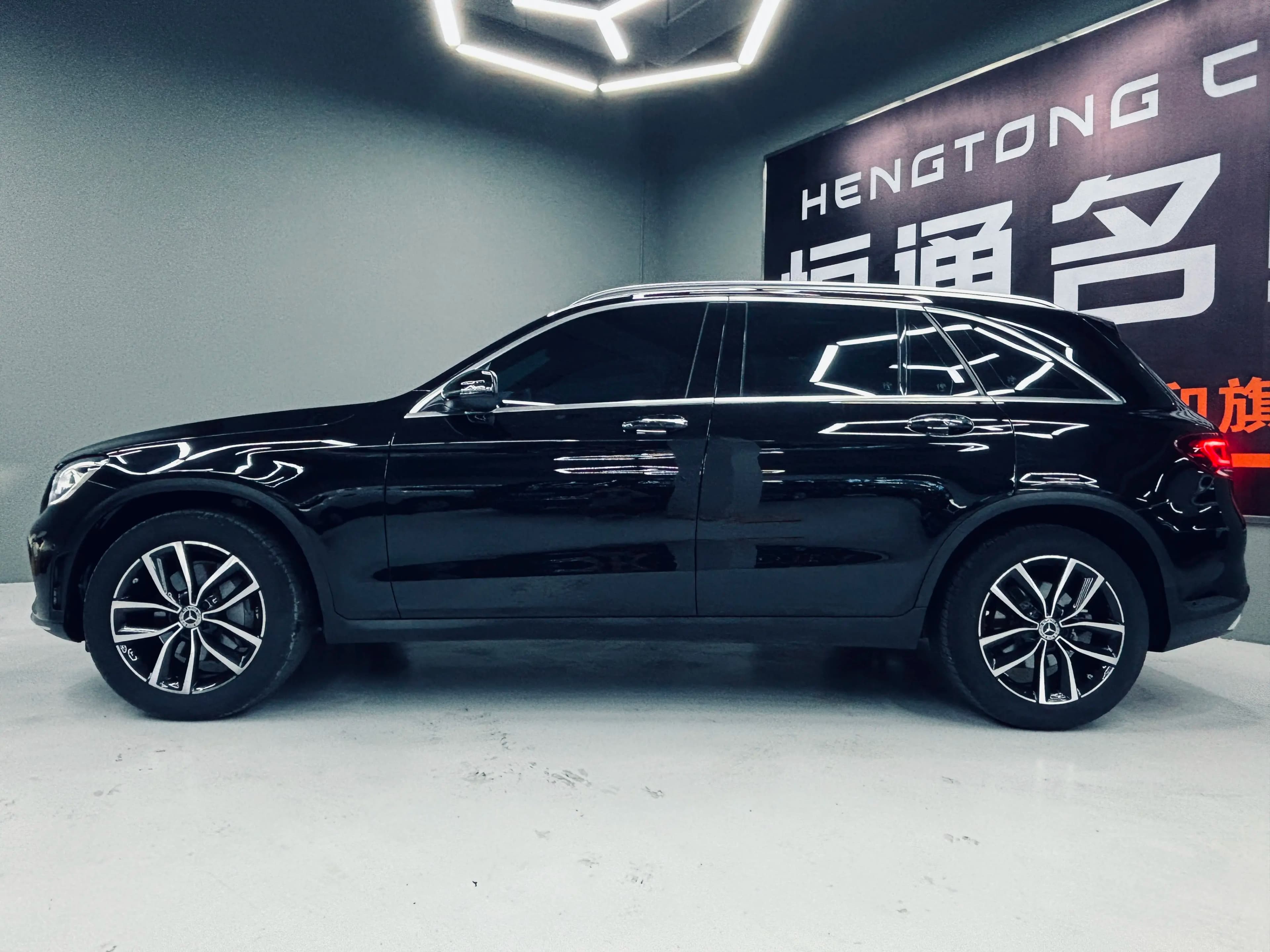 Mercedes-Benz GLC 2021 г. 90000 км. — фото 3