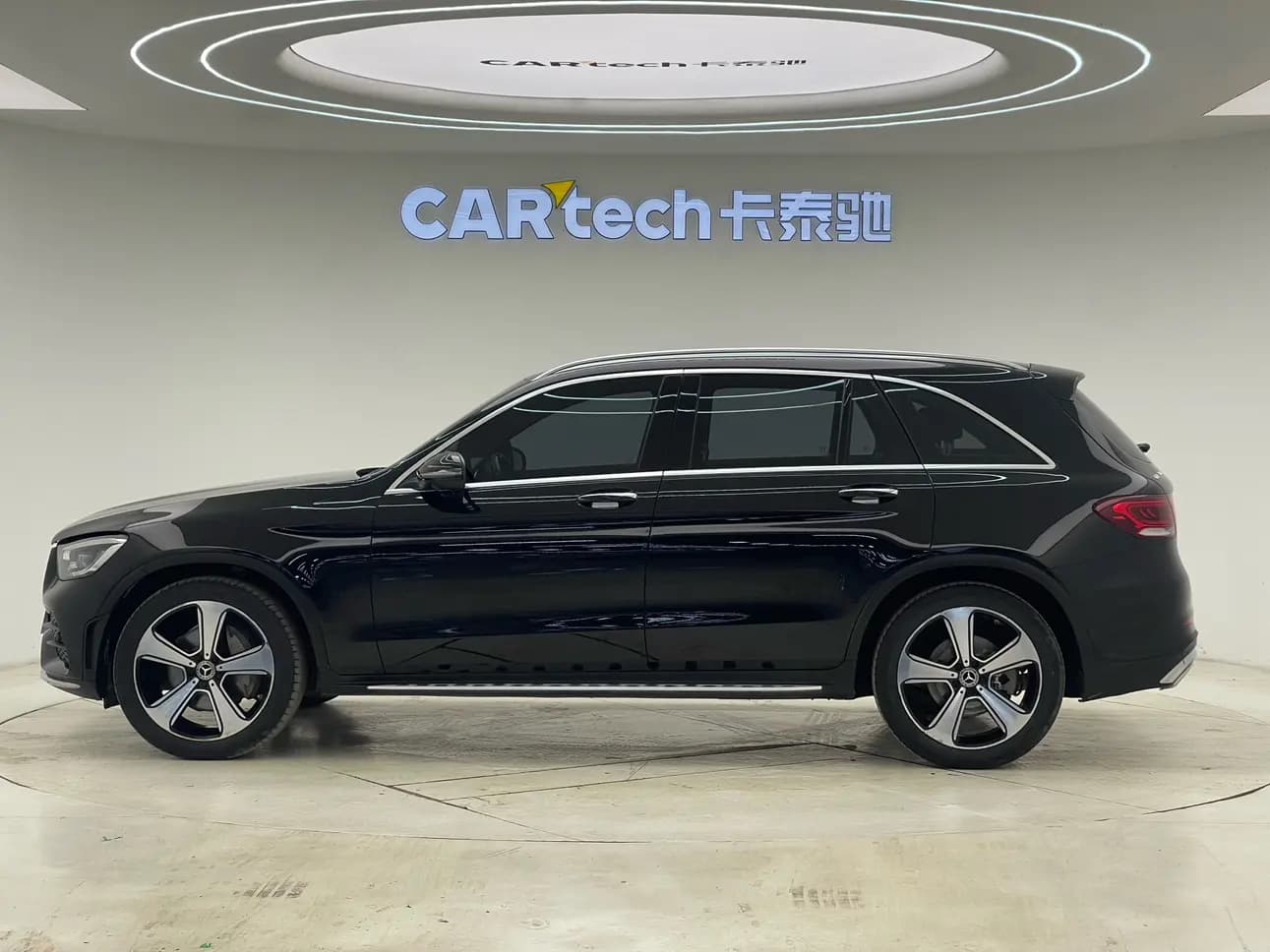Mercedes-Benz GLC 2021 г. 82000 км. — фото 4