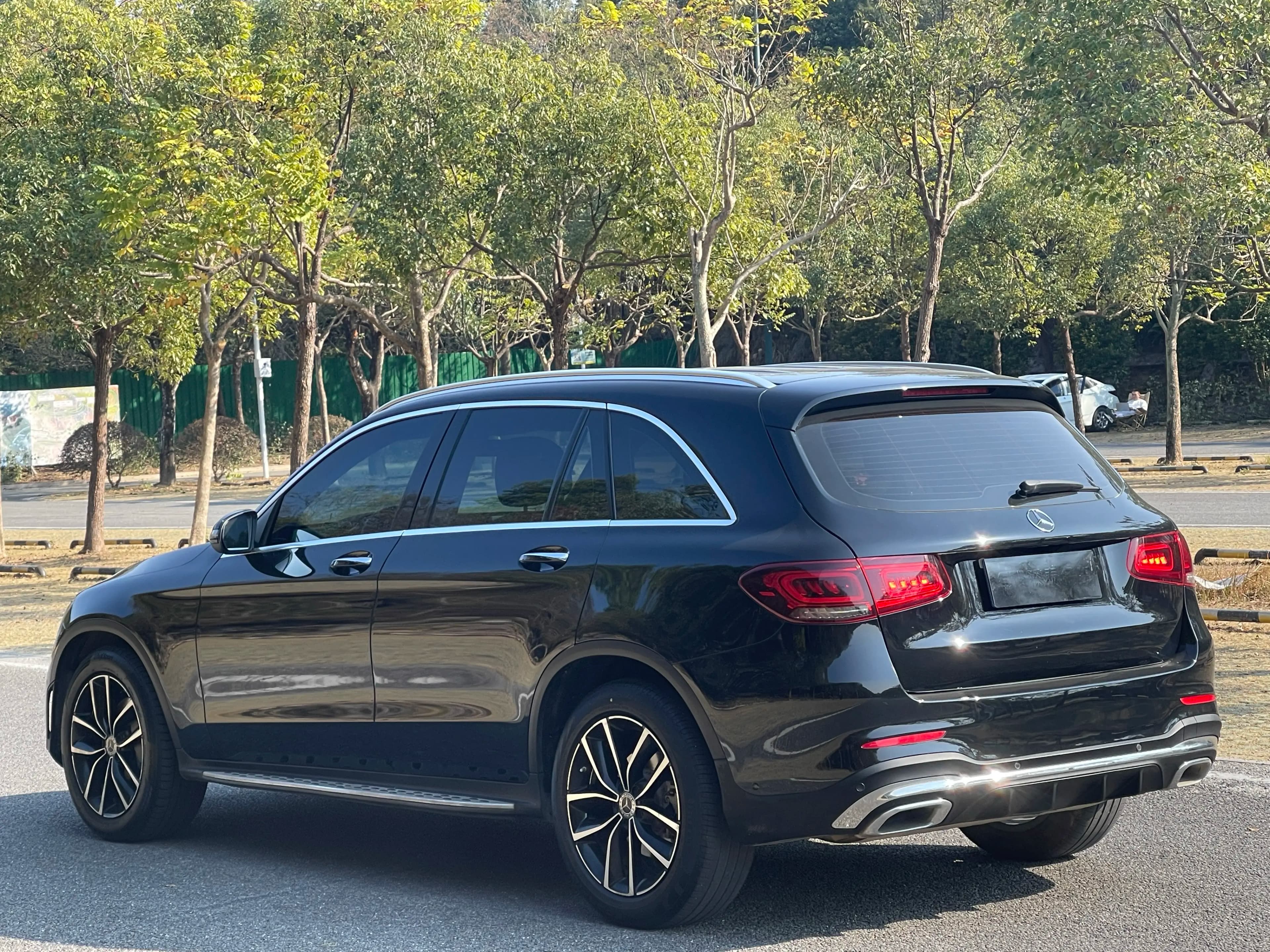Mercedes-Benz GLC 2021 г. 88063 км. — фото 4