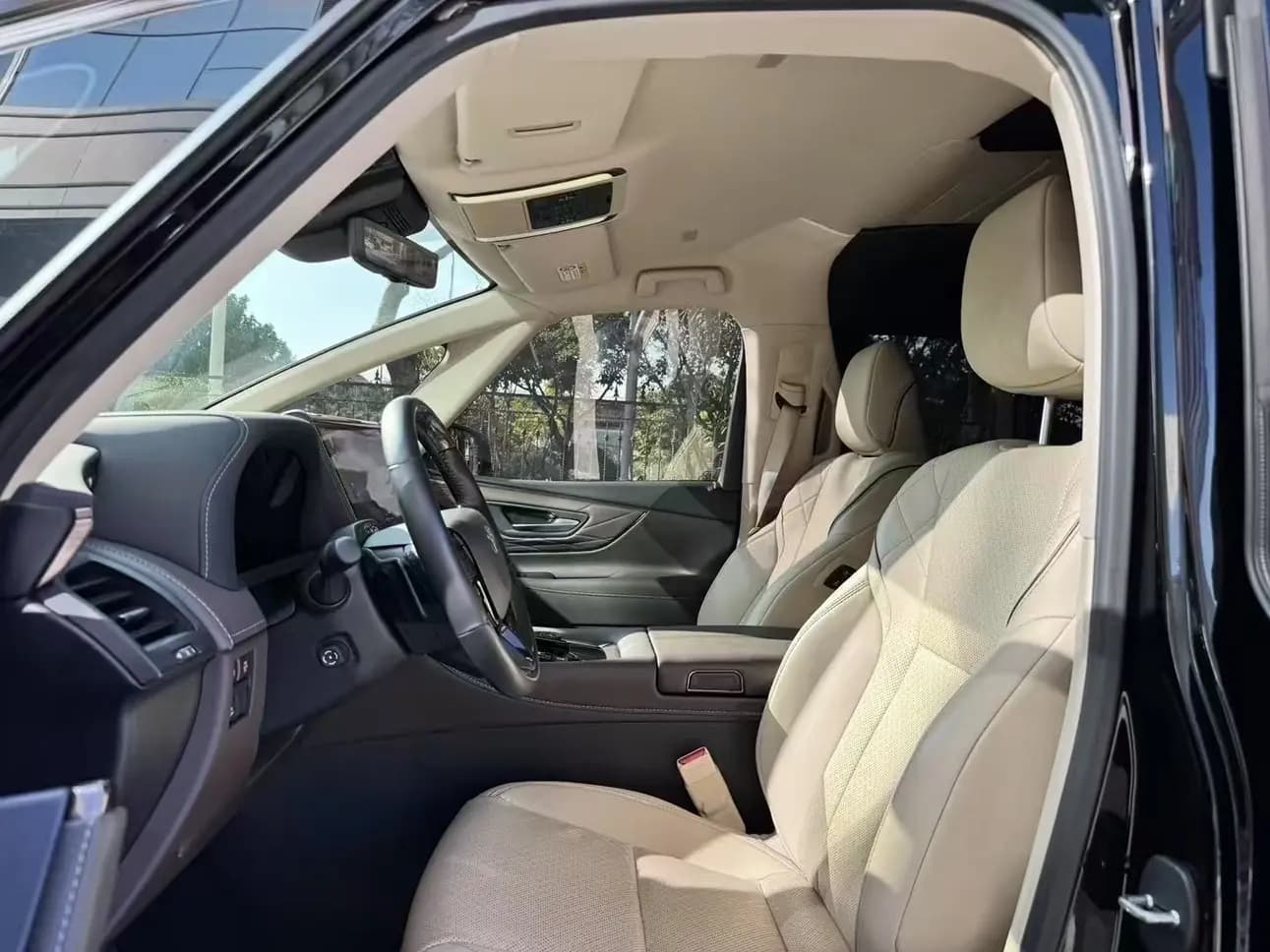 Toyota Alphard 2024 г. 35136 км. — фото 8