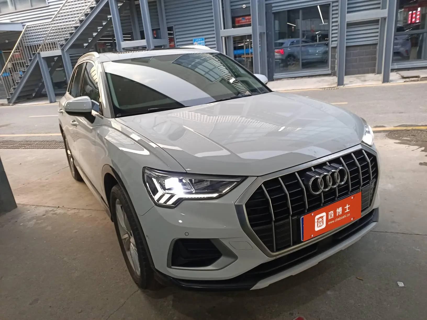 Audi Q3 2021 г. 30000 км. — фото 2
