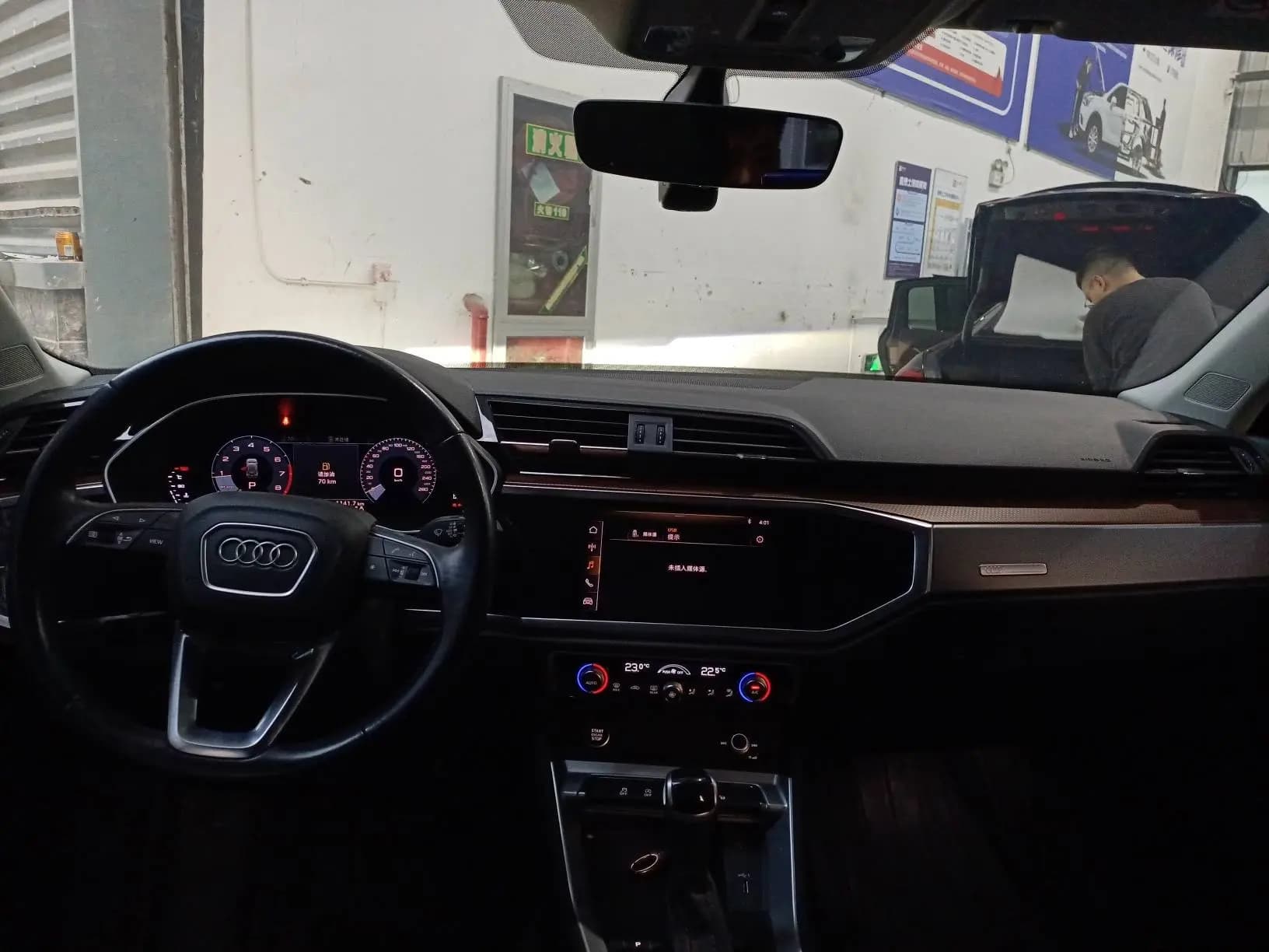 Audi Q3 2021 г. 30000 км. — фото 5